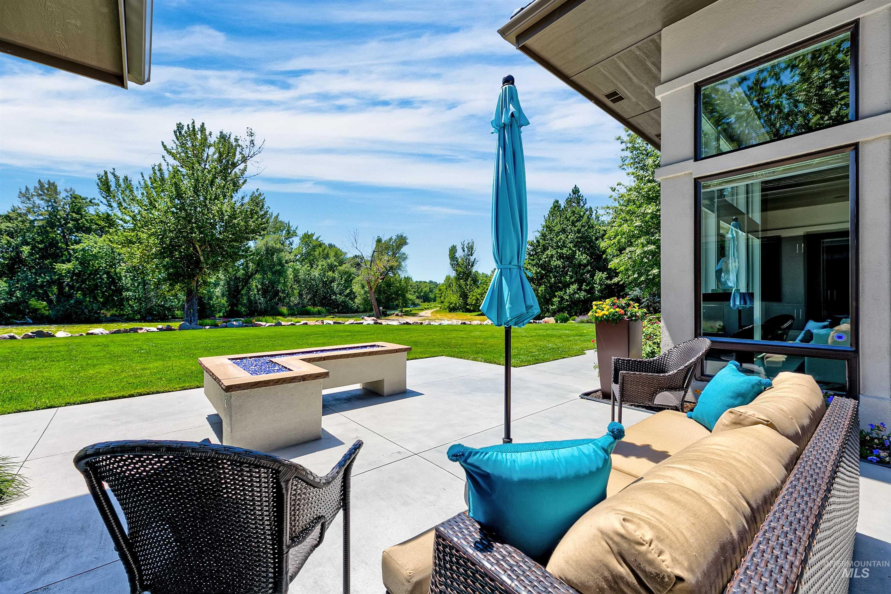 325 W Rivermont Lane, Eagle, Idaho 83616, 4 Bedrooms, 5.5 Bathrooms, Residential For Sale, Price $3,495,000, 98986698