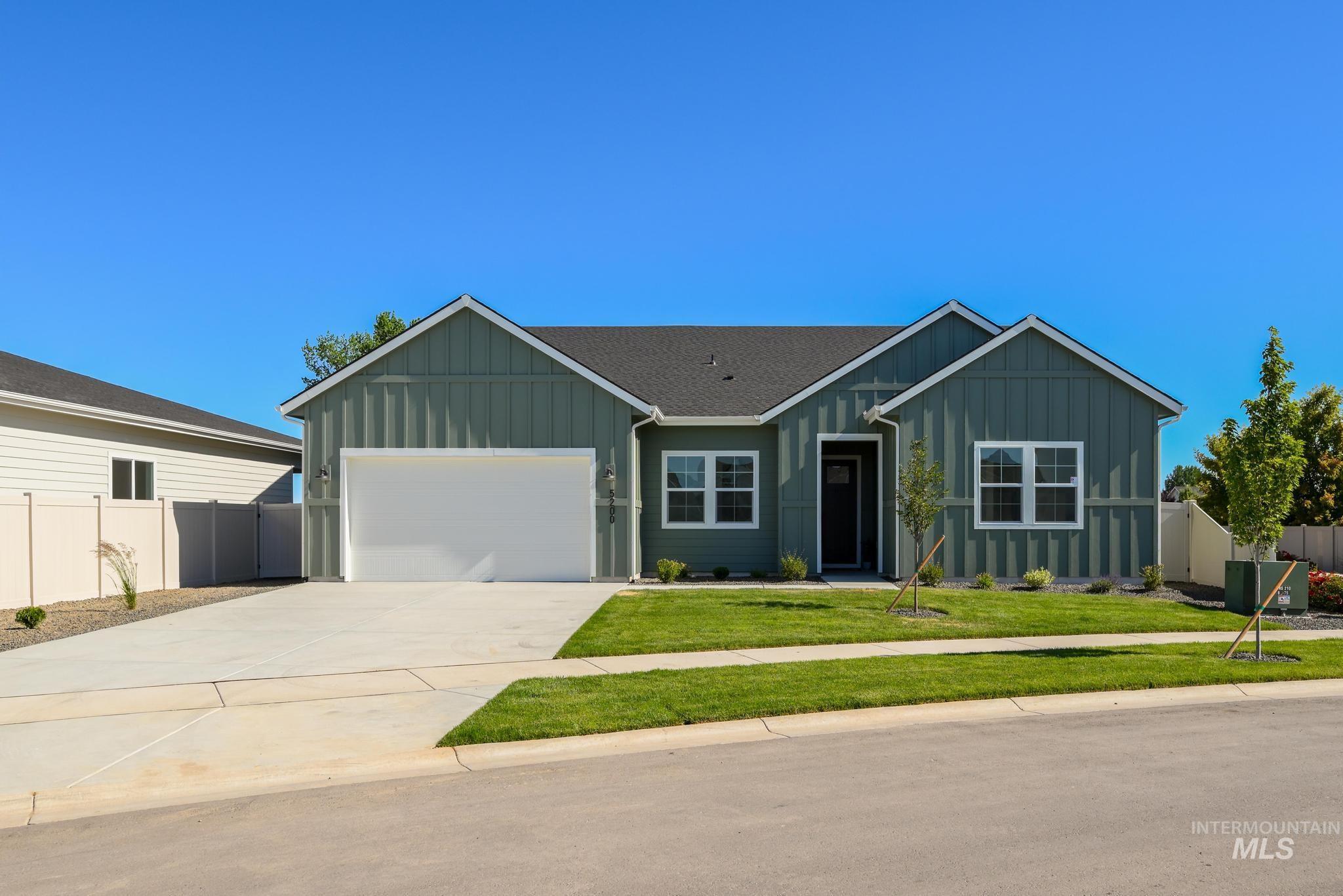 5200 W River Oaks Dr, Meridian, Idaho 83646, 4 Bedrooms, 3 Bathrooms, Residential For Sale, Price $659,000, 98986705