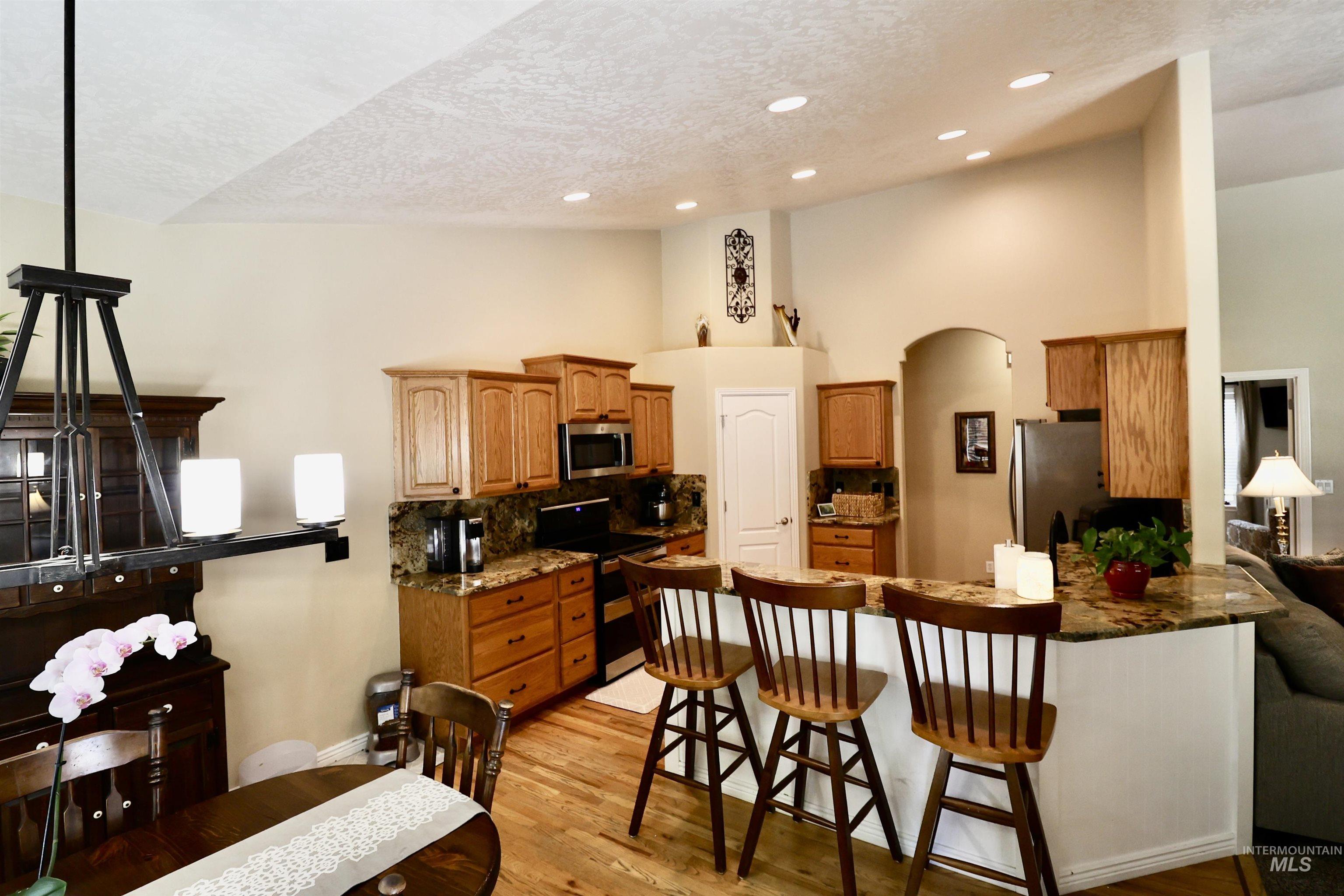 2356 Andrew Ave, Ontario, Oregon 97914, 4 Bedrooms, 2 Bathrooms, Residential For Sale, Price $490,000, 98986707
