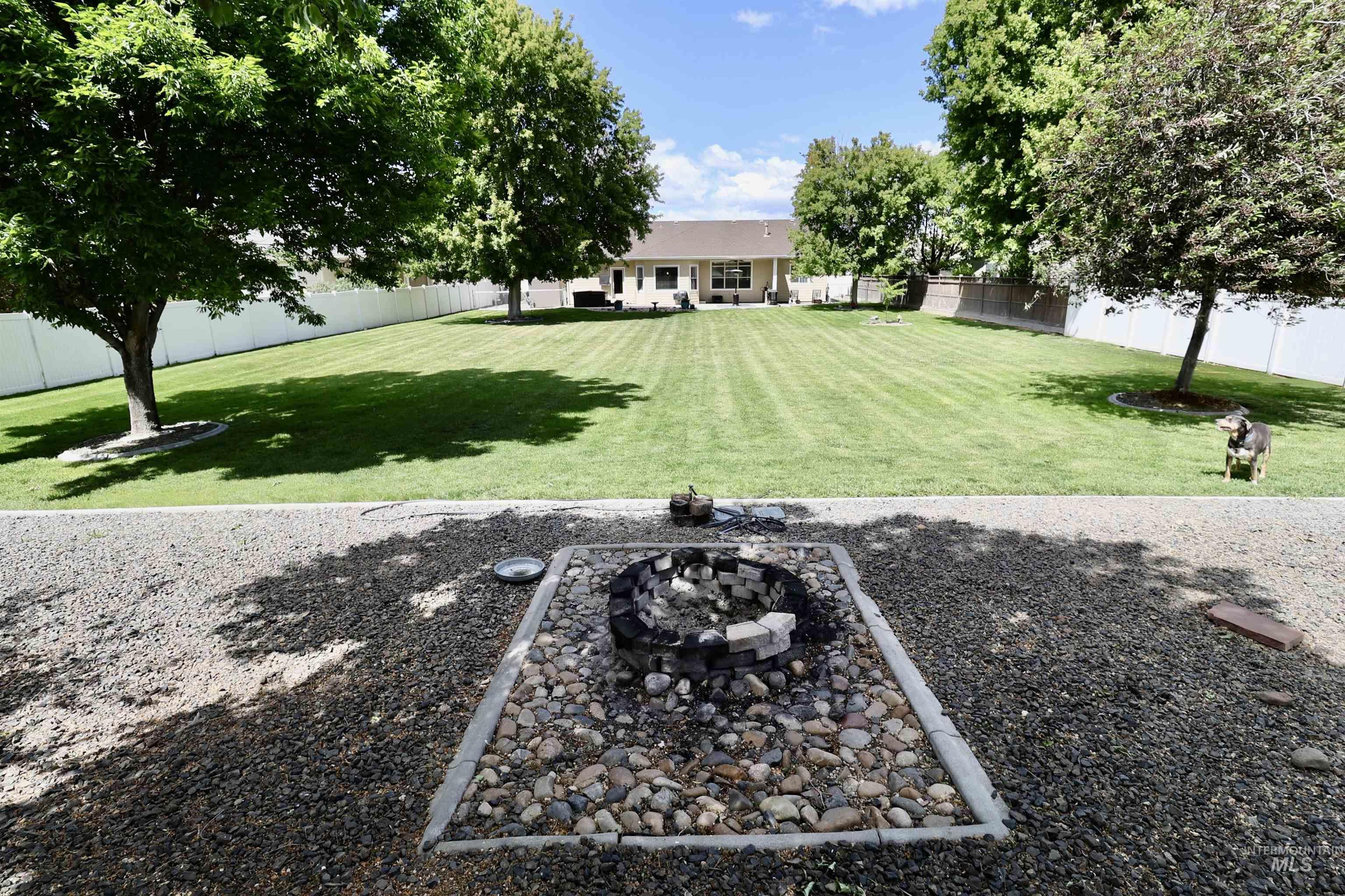 2356 Andrew Ave, Ontario, Oregon 97914, 4 Bedrooms, 2 Bathrooms, Residential For Sale, Price $490,000, 98986707