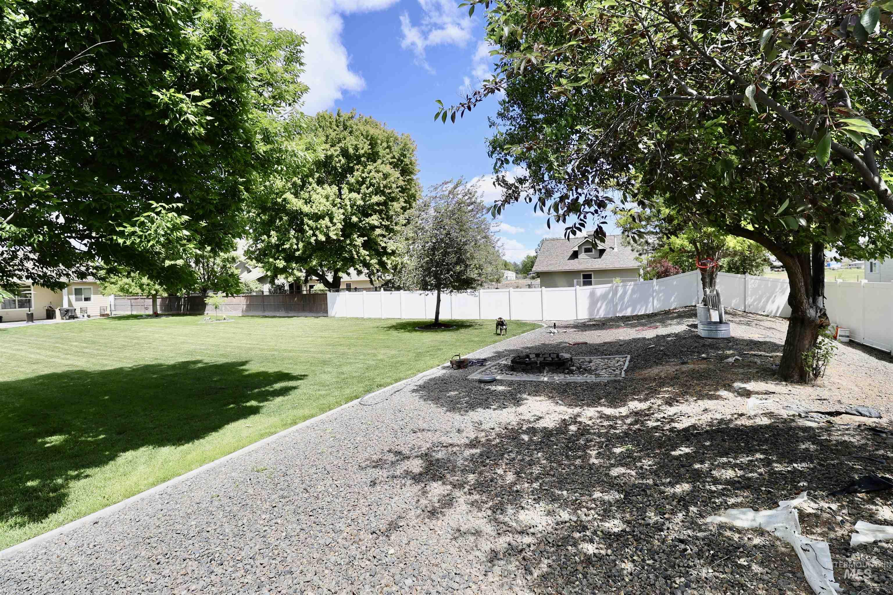2356 Andrew Ave, Ontario, Oregon 97914, 4 Bedrooms, 2 Bathrooms, Residential For Sale, Price $490,000, 98986707