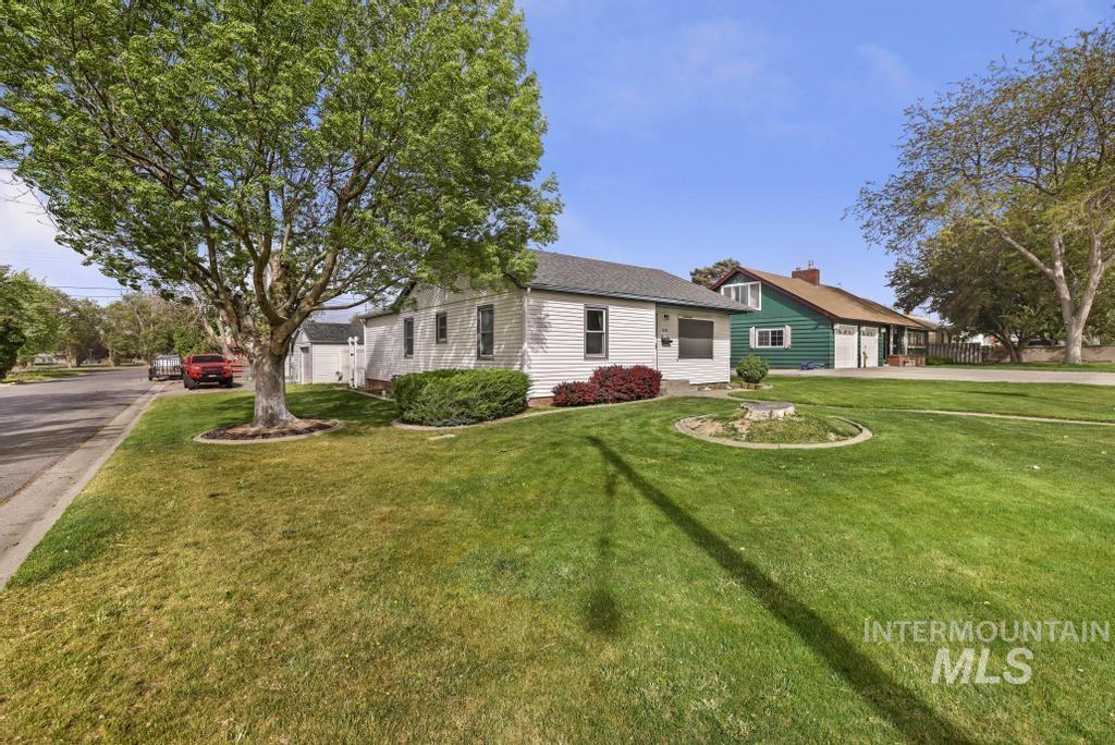 830 N 9 th, Buhl, Idaho 83316, 3 Bedrooms, 1 Bathroom, Residential For Sale, Price $286,900, 98986710