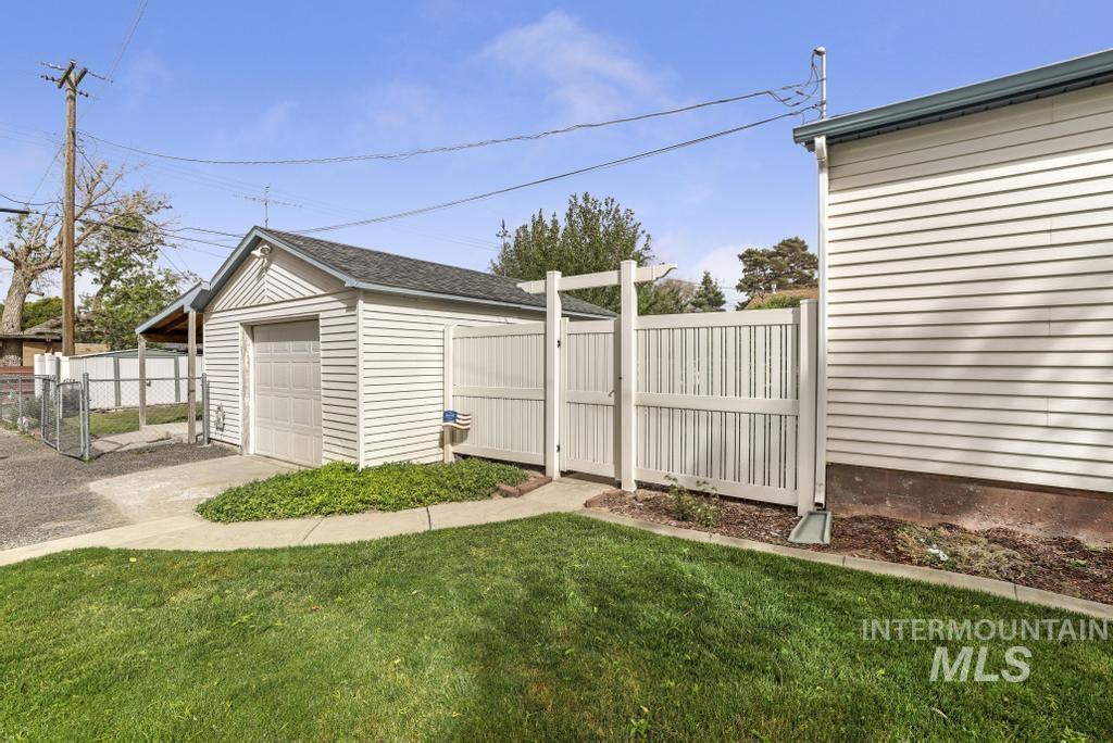 830 N 9 th, Buhl, Idaho 83316, 3 Bedrooms, 1 Bathroom, Residential For Sale, Price $286,900, 98986710