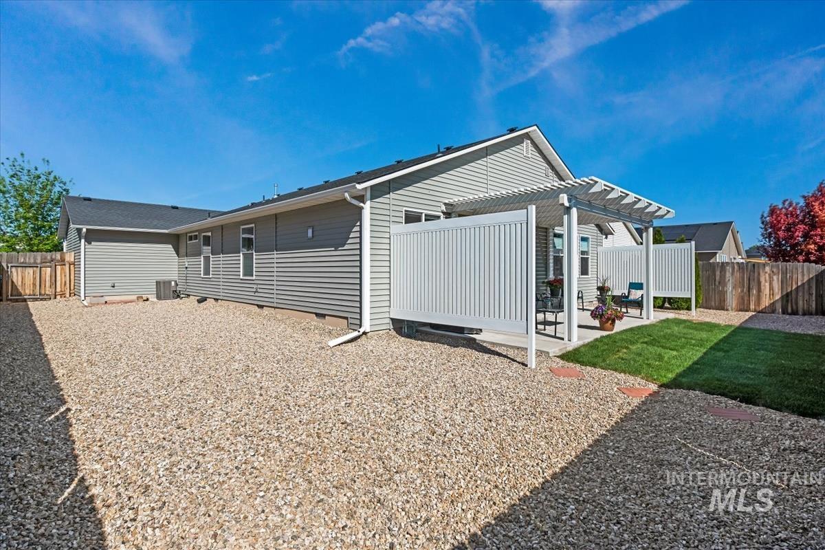 16586 Corrine Ave., Caldwell, Idaho 83607, 4 Bedrooms, 2 Bathrooms, Residential For Sale, Price $424,500,MLS 98986712