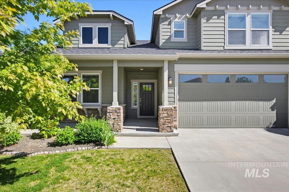 12460 W Azure St, Boise, Idaho 83713, 4 Bedrooms, 3 Bathrooms, Residential For Sale, Price $574,900,MLS 98986713