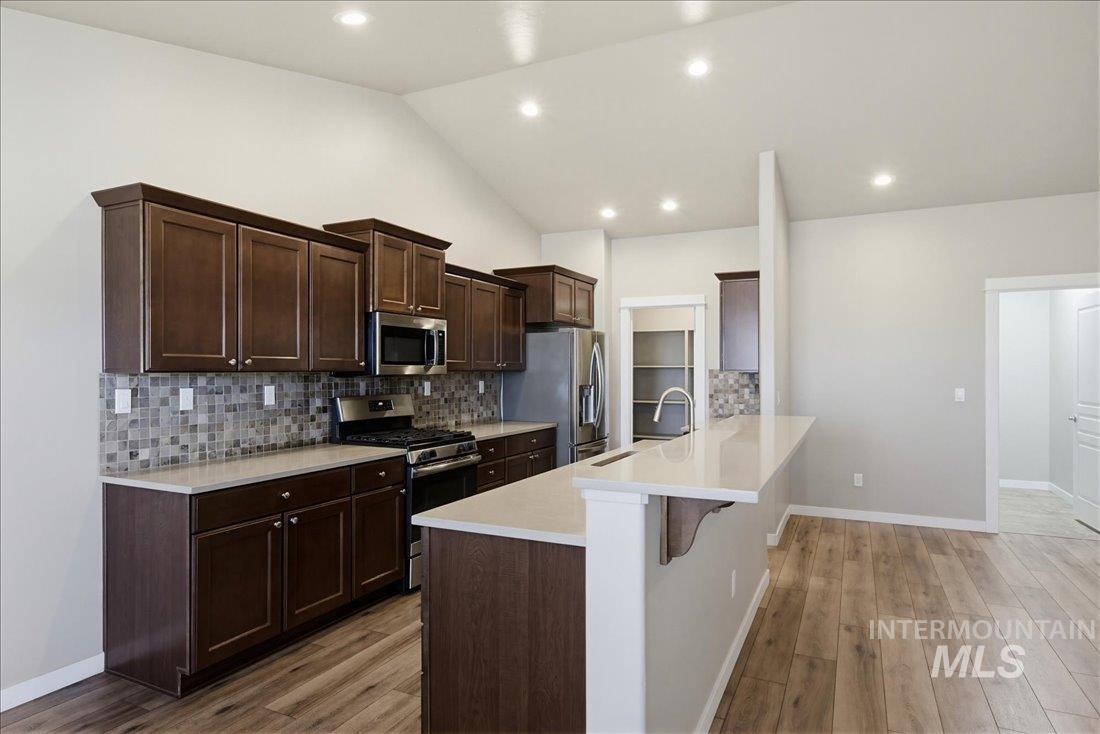 12460 W Azure St, Boise, Idaho 83713, 4 Bedrooms, 3 Bathrooms, Residential For Sale, Price $574,900,MLS 98986713