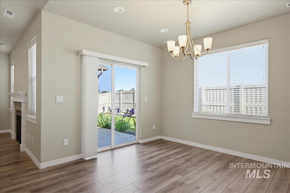 12460 W Azure St, Boise, Idaho 83713, 4 Bedrooms, 3 Bathrooms, Residential For Sale, Price $574,900,MLS 98986713