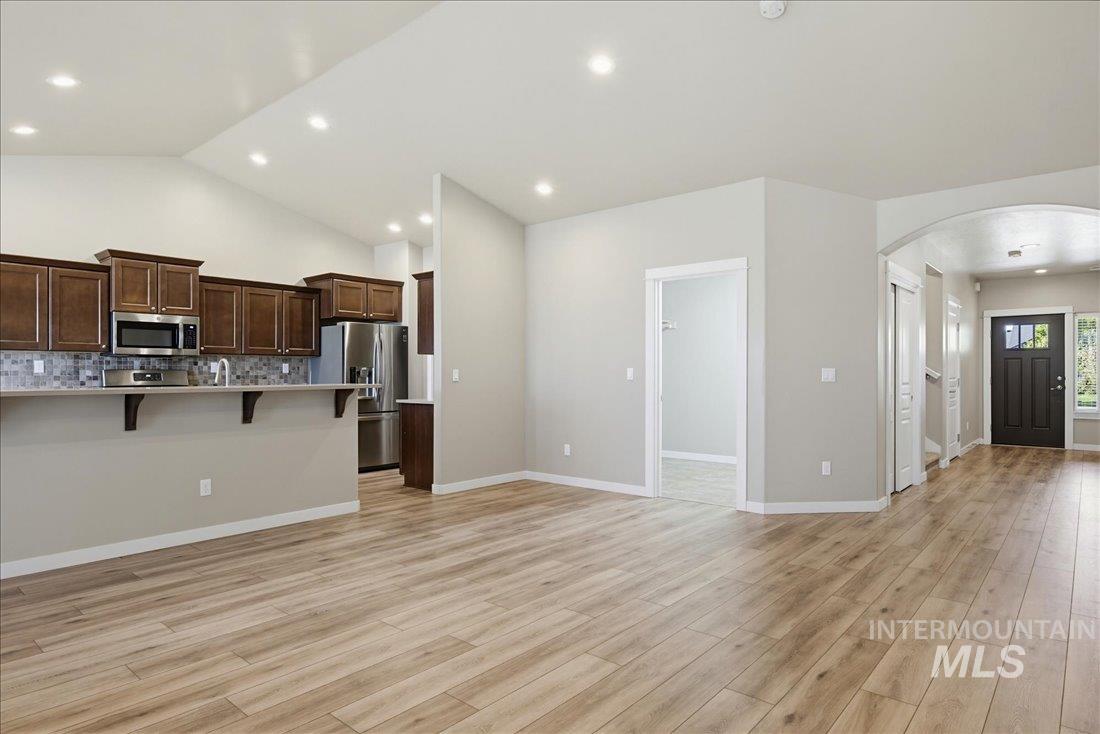 12460 W Azure St, Boise, Idaho 83713, 4 Bedrooms, 3 Bathrooms, Residential For Sale, Price $574,900,MLS 98986713