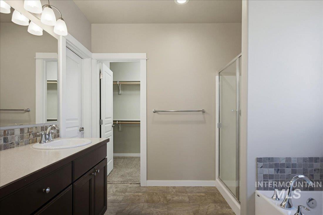 12460 W Azure St, Boise, Idaho 83713, 4 Bedrooms, 3 Bathrooms, Residential For Sale, Price $574,900,MLS 98986713