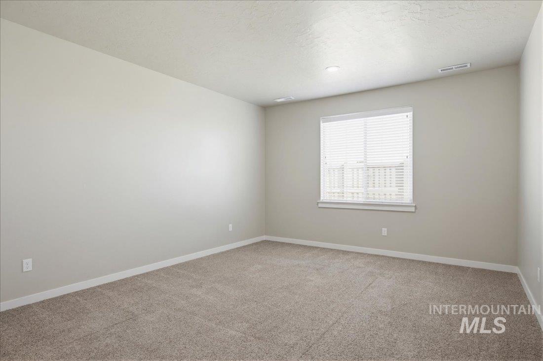 12460 W Azure St, Boise, Idaho 83713, 4 Bedrooms, 3 Bathrooms, Residential For Sale, Price $574,900,MLS 98986713