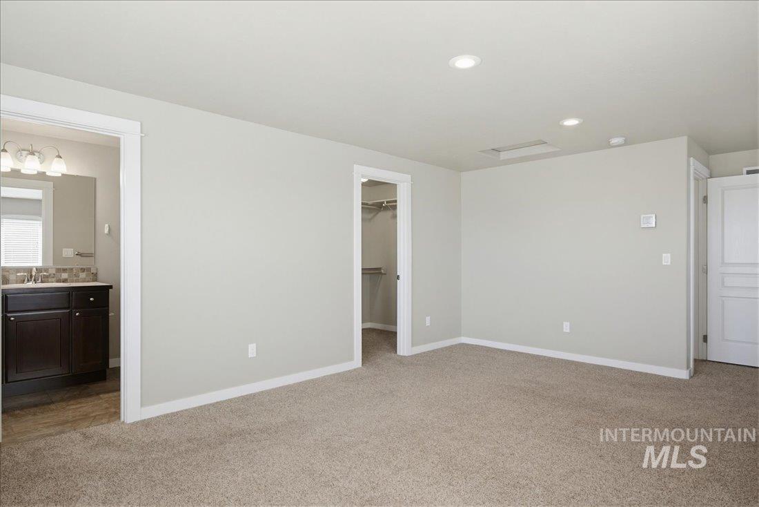 12460 W Azure St, Boise, Idaho 83713, 4 Bedrooms, 3 Bathrooms, Residential For Sale, Price $574,900,MLS 98986713