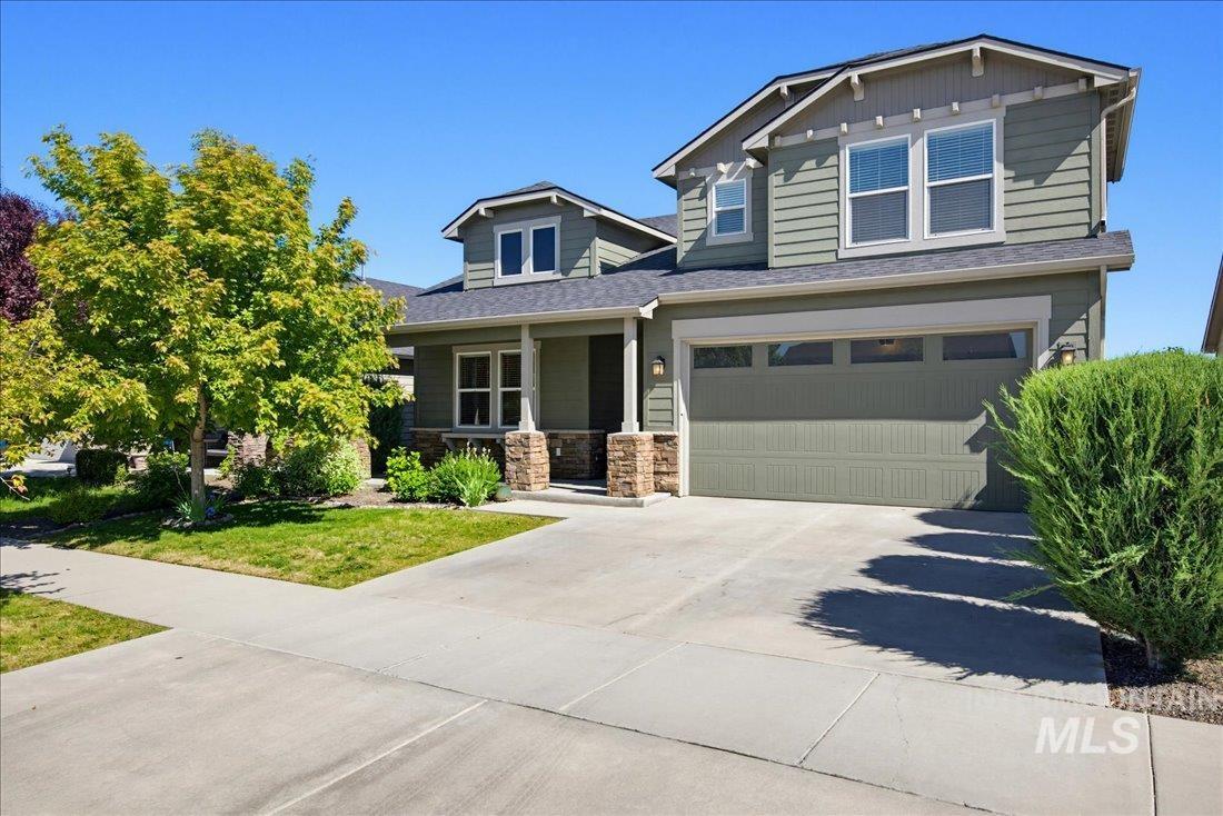 12460 W Azure St, Boise, Idaho 83713, 4 Bedrooms, 3 Bathrooms, Residential For Sale, Price $574,900,MLS 98986713