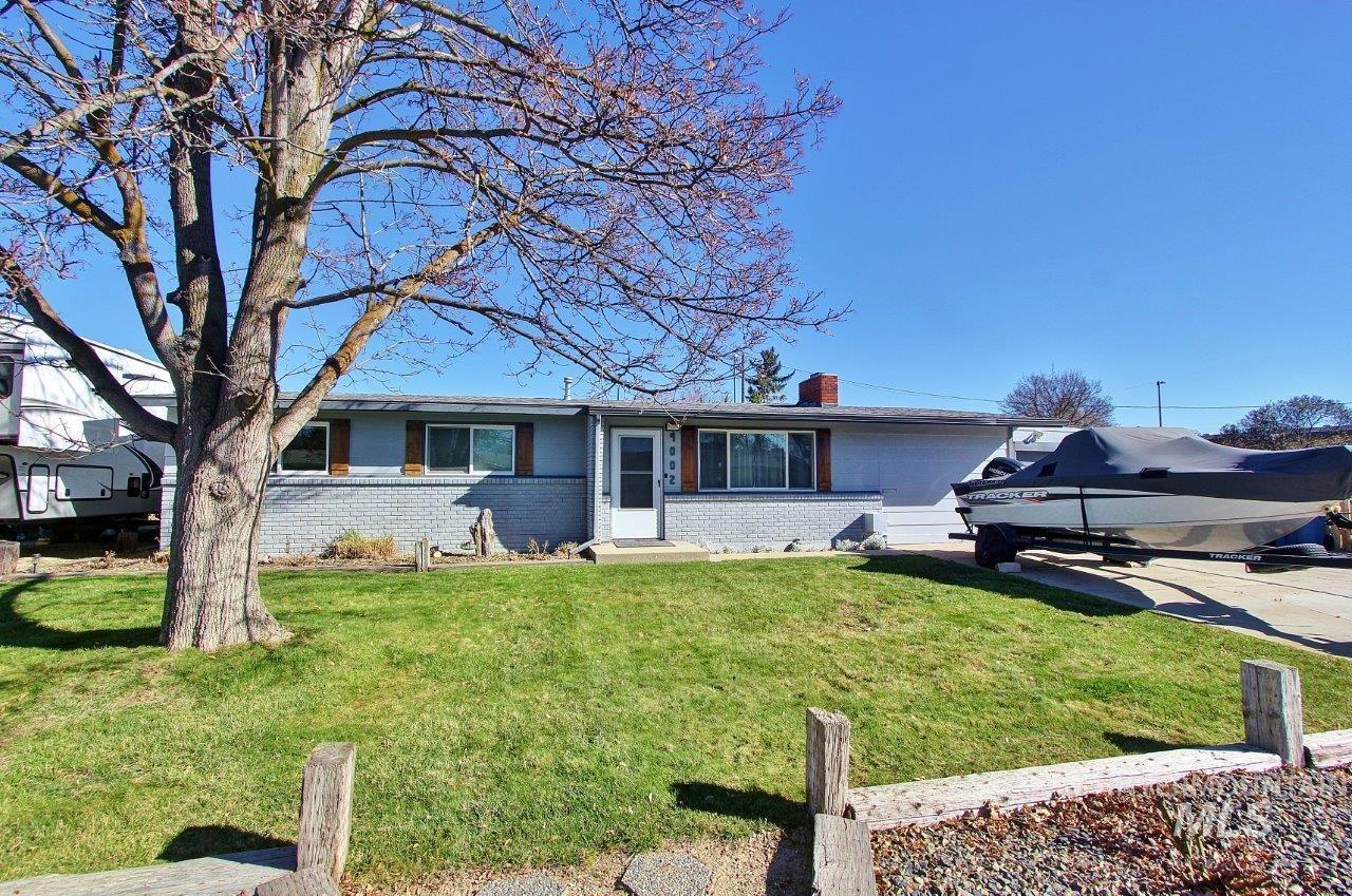 4002 W Normandie Dr., Boise, Idaho 83705-4733, 2 Bedrooms, 1 Bathroom, Residential For Sale, Price $499,999,MLS 98986715