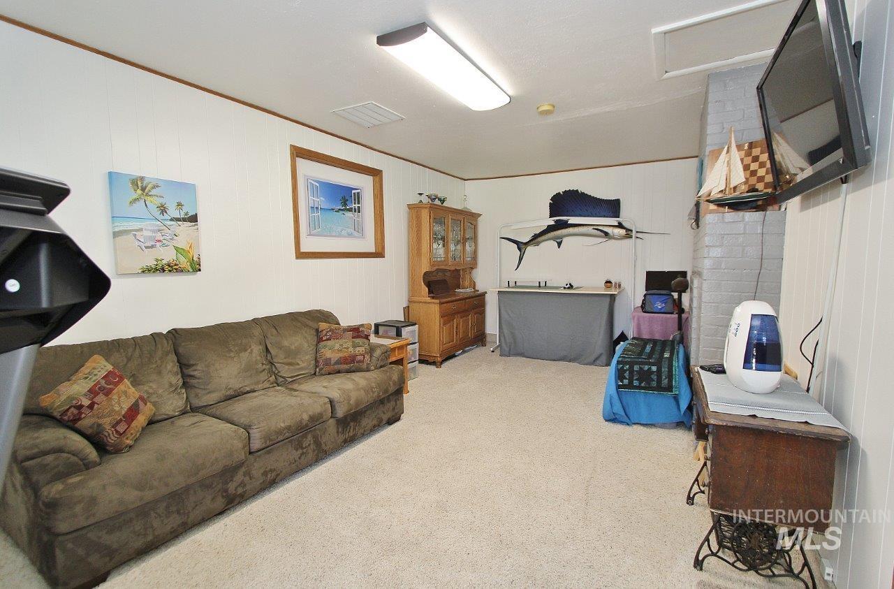 4002 W Normandie Dr., Boise, Idaho 83705-4733, 2 Bedrooms, 1 Bathroom, Residential For Sale, Price $499,999,MLS 98986715