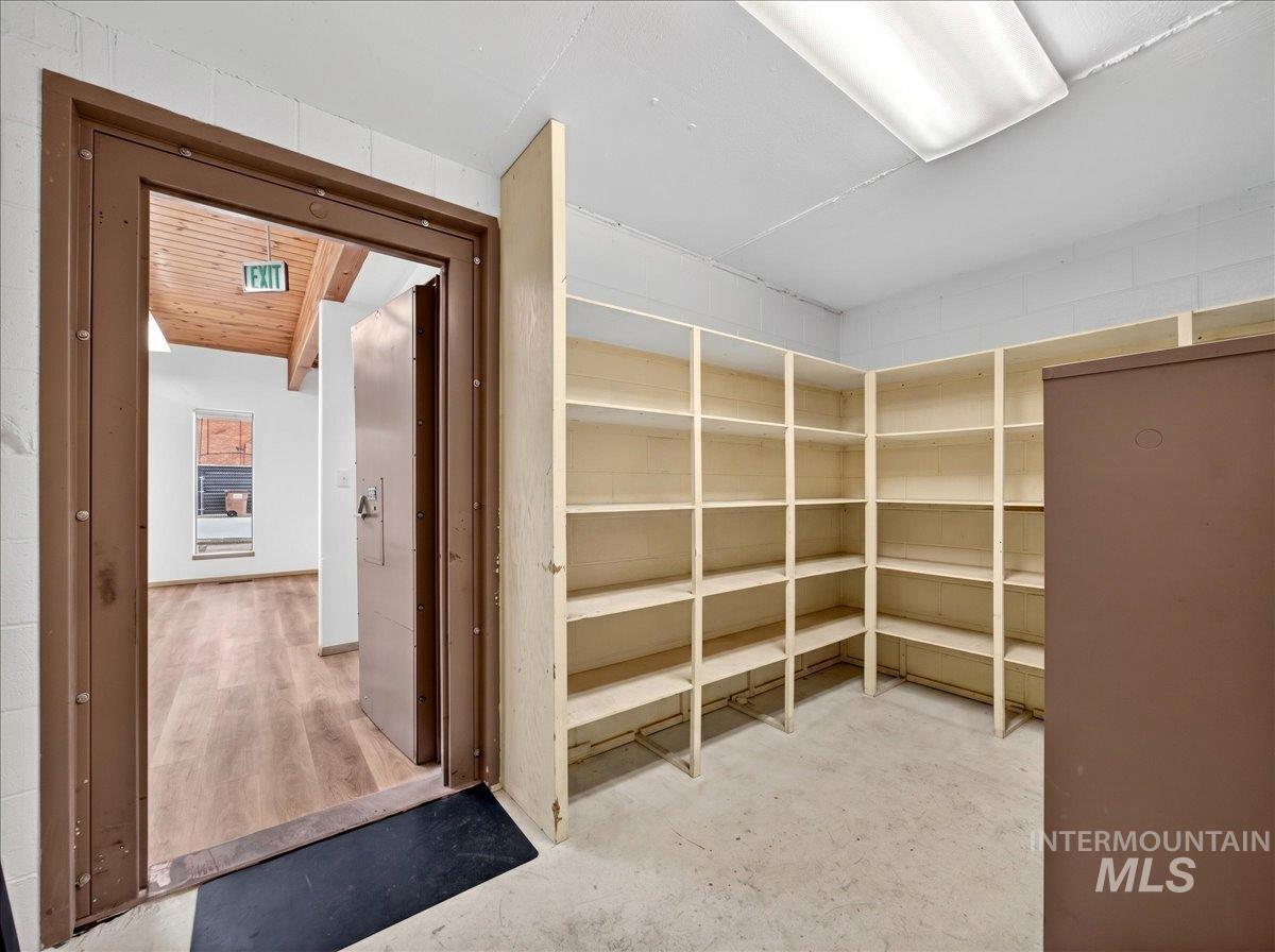 111 S Hayes Street, Emmett, Idaho 83617, Business/Commercial For Sale, Price $495,000, 98986716