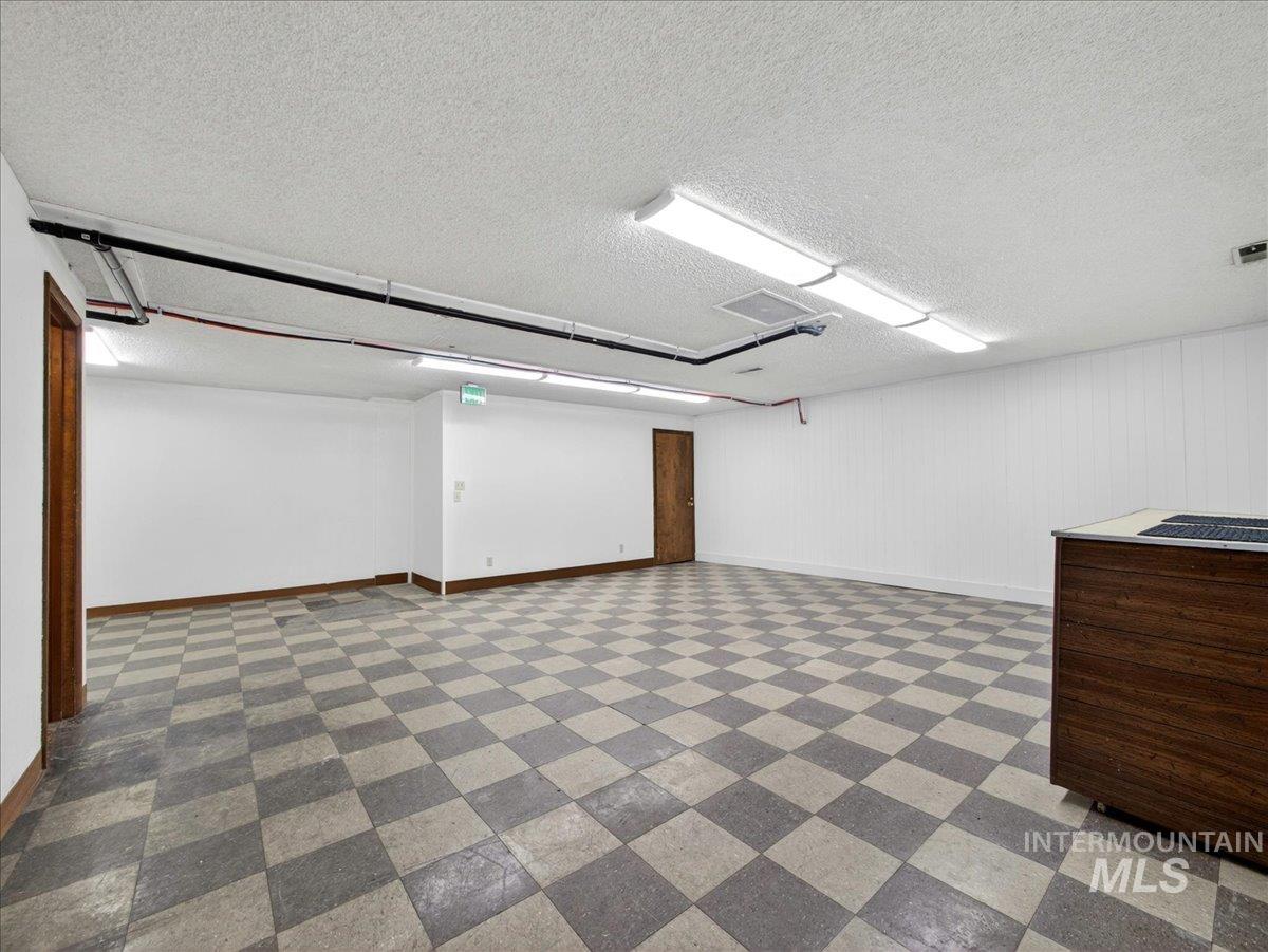 111 S Hayes Street, Emmett, Idaho 83617, Business/Commercial For Sale, Price $495,000, 98986716