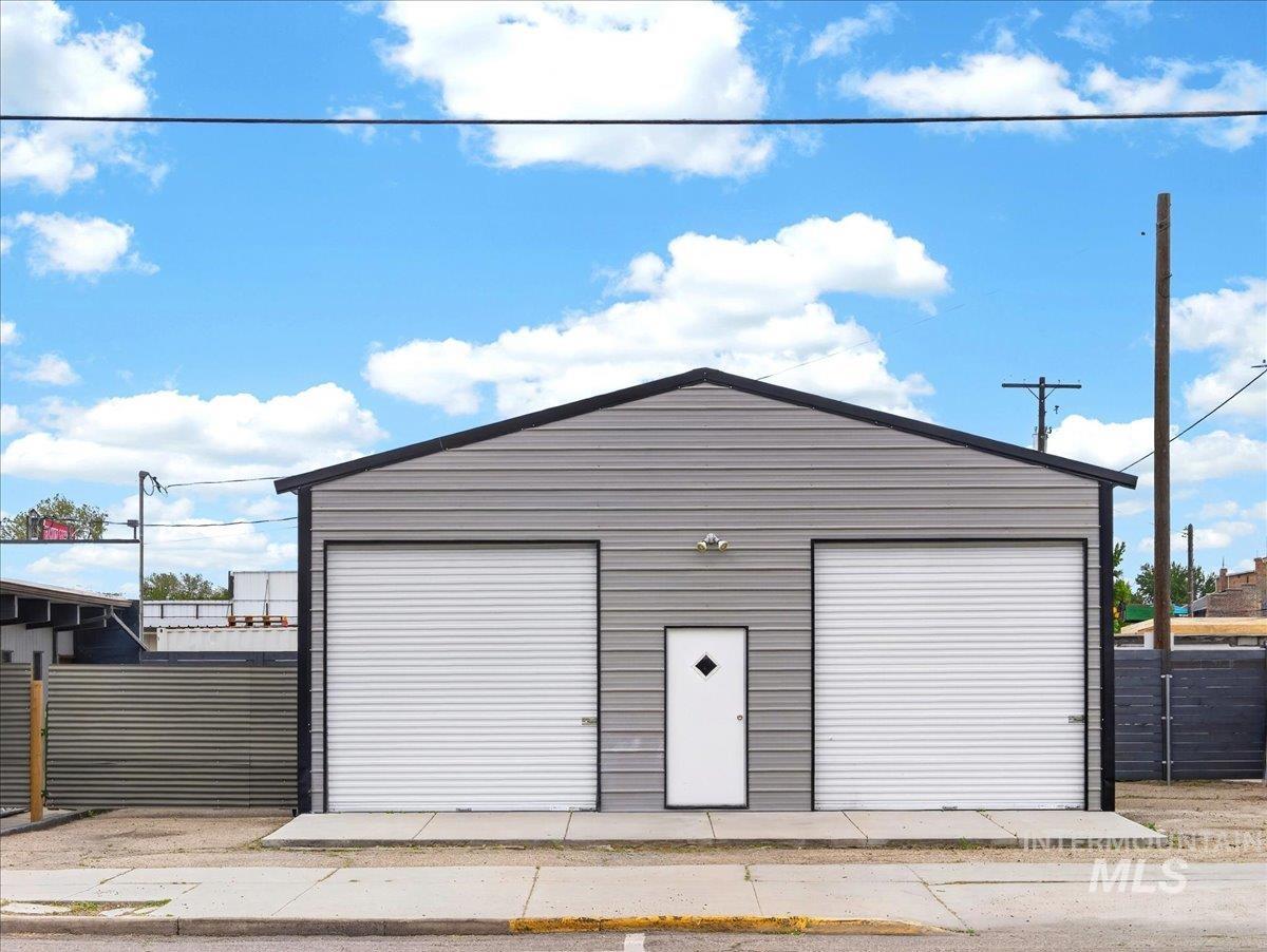 111 S Hayes Street, Emmett, Idaho 83617, Business/Commercial For Sale, Price $495,000, 98986716
