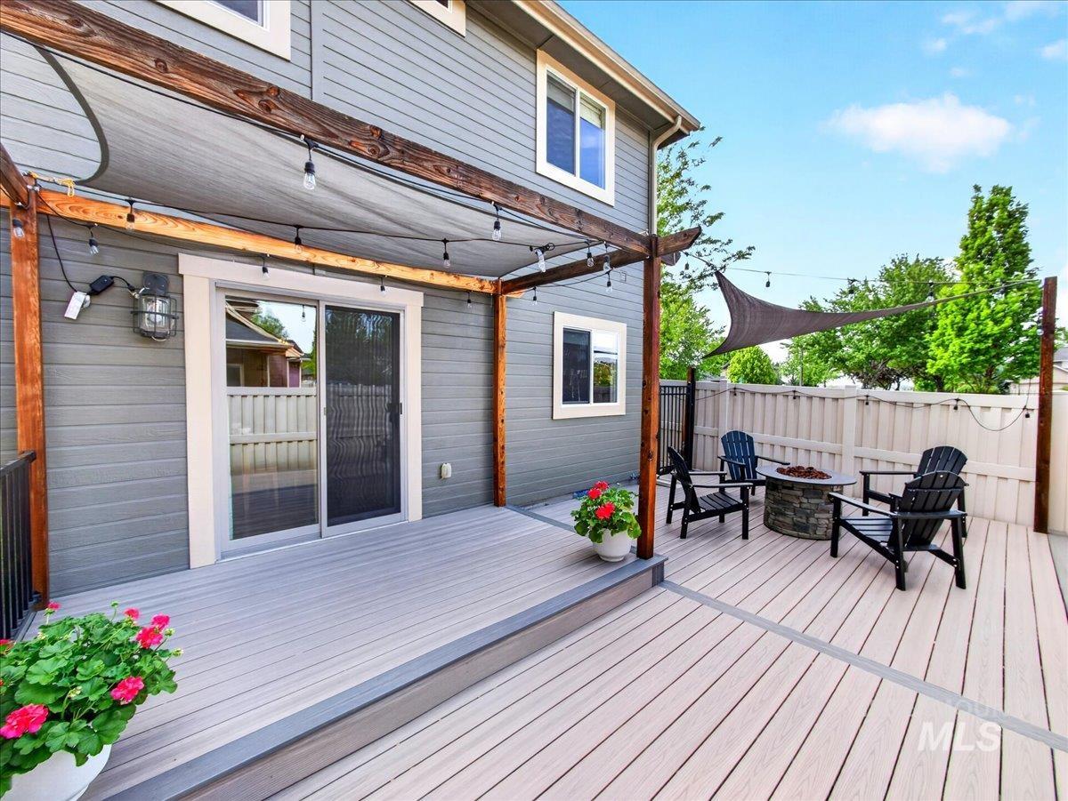 3052 N Christian Way, Meridian, Idaho 83646, 3 Bedrooms, 2.5 Bathrooms, Residential For Sale, Price $515,000,MLS 98986717