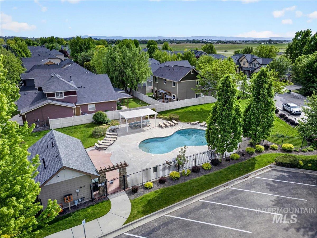 3052 N Christian Way, Meridian, Idaho 83646, 3 Bedrooms, 2.5 Bathrooms, Residential For Sale, Price $515,000,MLS 98986717