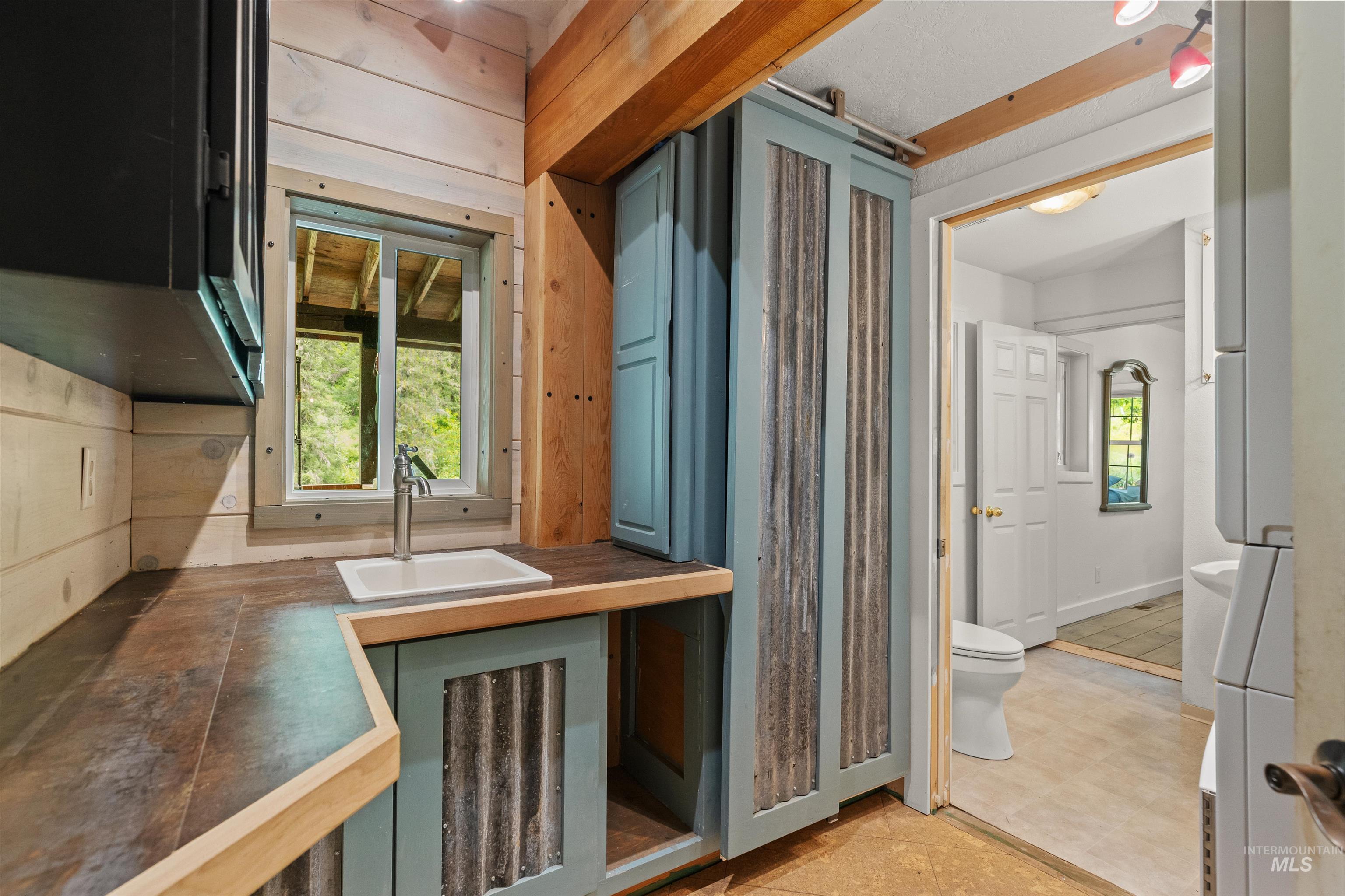 1314 Cedar Ridge Rd, Kendrick, Idaho 83537, 3 Bedrooms, 2 Bathrooms, Residential For Sale, Price $730,000, 98986718
