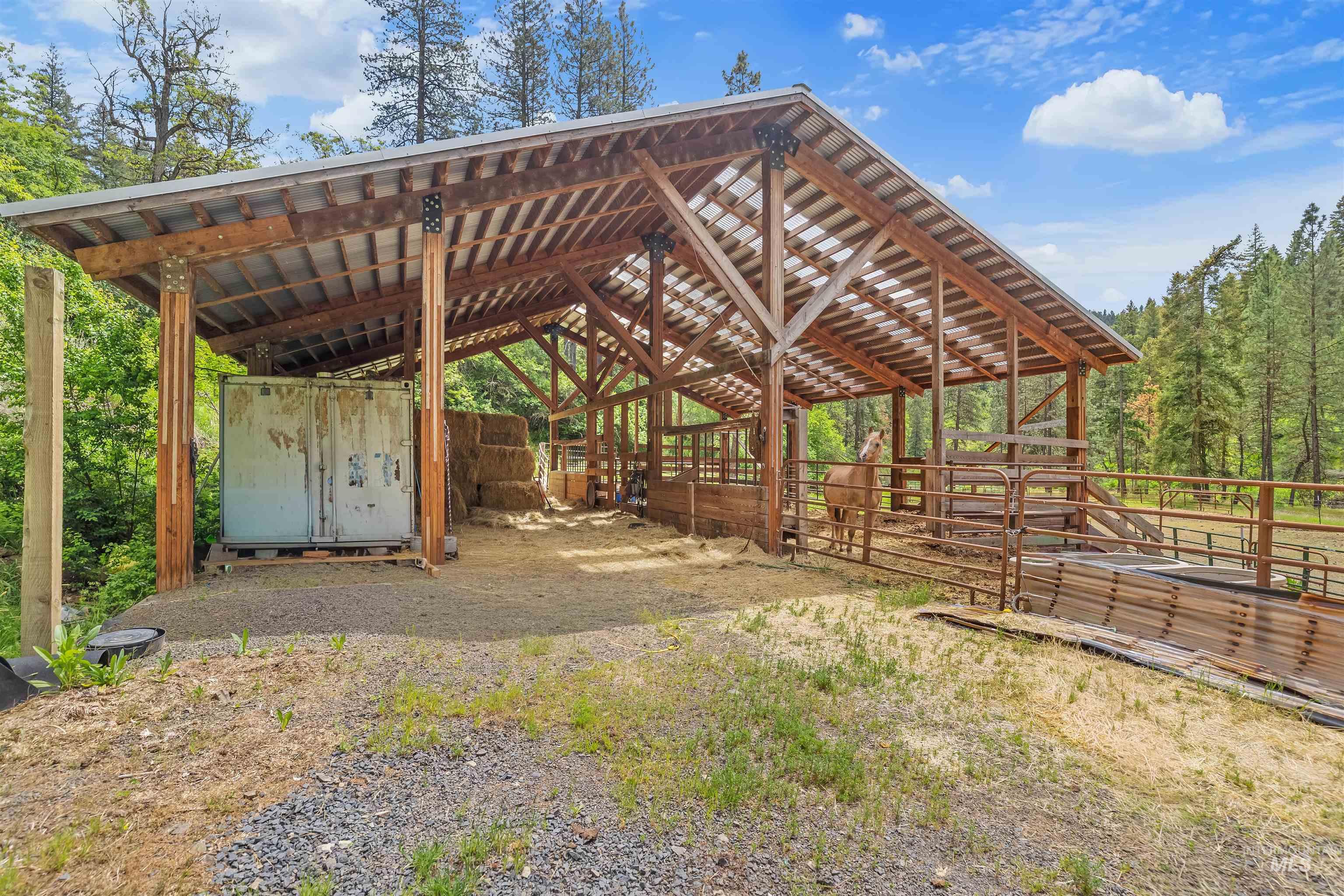 1314 Cedar Ridge Rd, Kendrick, Idaho 83537, 3 Bedrooms, 2 Bathrooms, Residential For Sale, Price $730,000, 98986718
