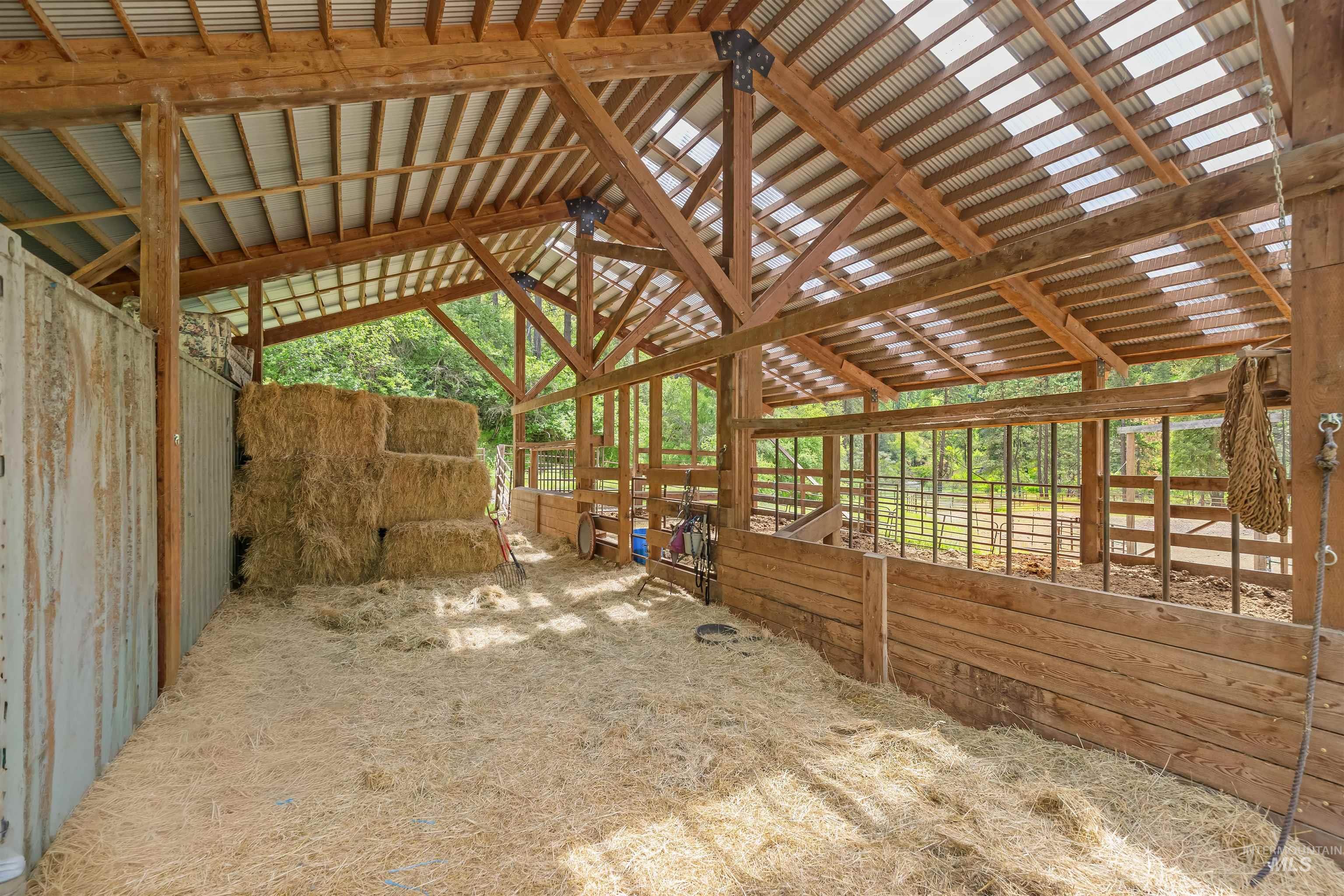 1314 Cedar Ridge Rd, Kendrick, Idaho 83537, 3 Bedrooms, 2 Bathrooms, Residential For Sale, Price $730,000, 98986718