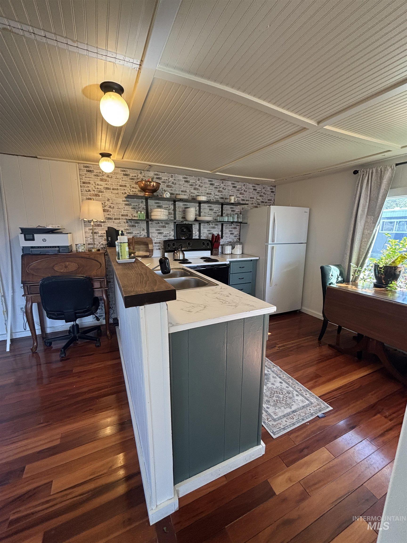 603 W Palouse River Drive, Moscow, Idaho 83843, 2 Bedrooms, 1 Bathroom, Residential For Sale, Price $60,000, 98986721