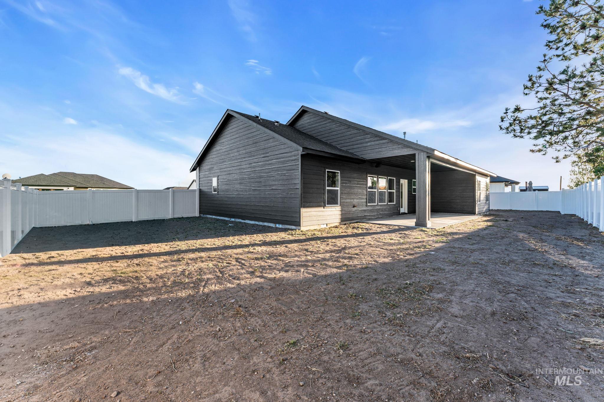1218 Jade Drive, Rupert, Idaho 83350, 3 Bedrooms, 2 Bathrooms, Residential For Sale, Price $435,000,MLS 98986722