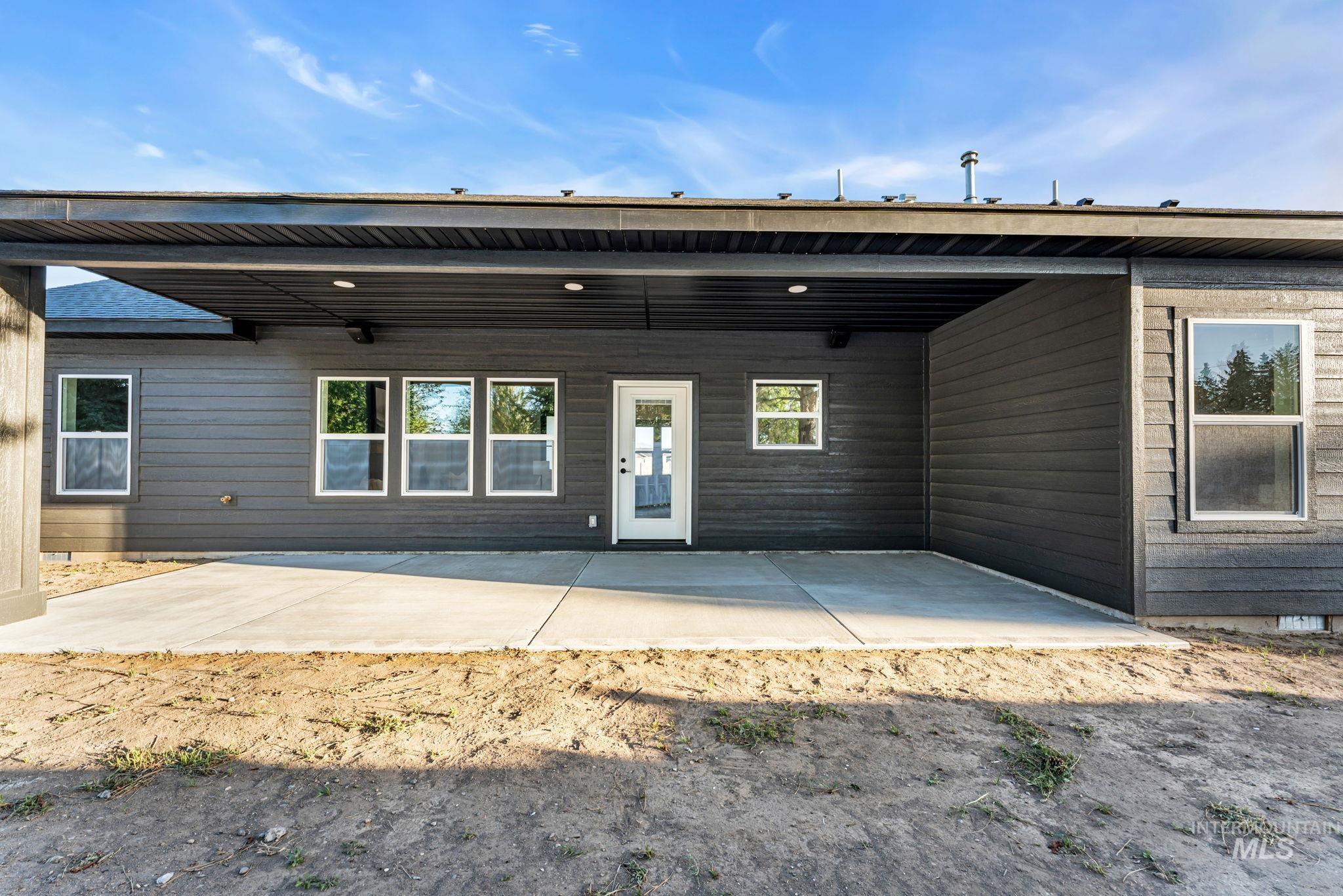 1218 Jade Drive, Rupert, Idaho 83350, 3 Bedrooms, 2 Bathrooms, Residential For Sale, Price $435,000,MLS 98986722
