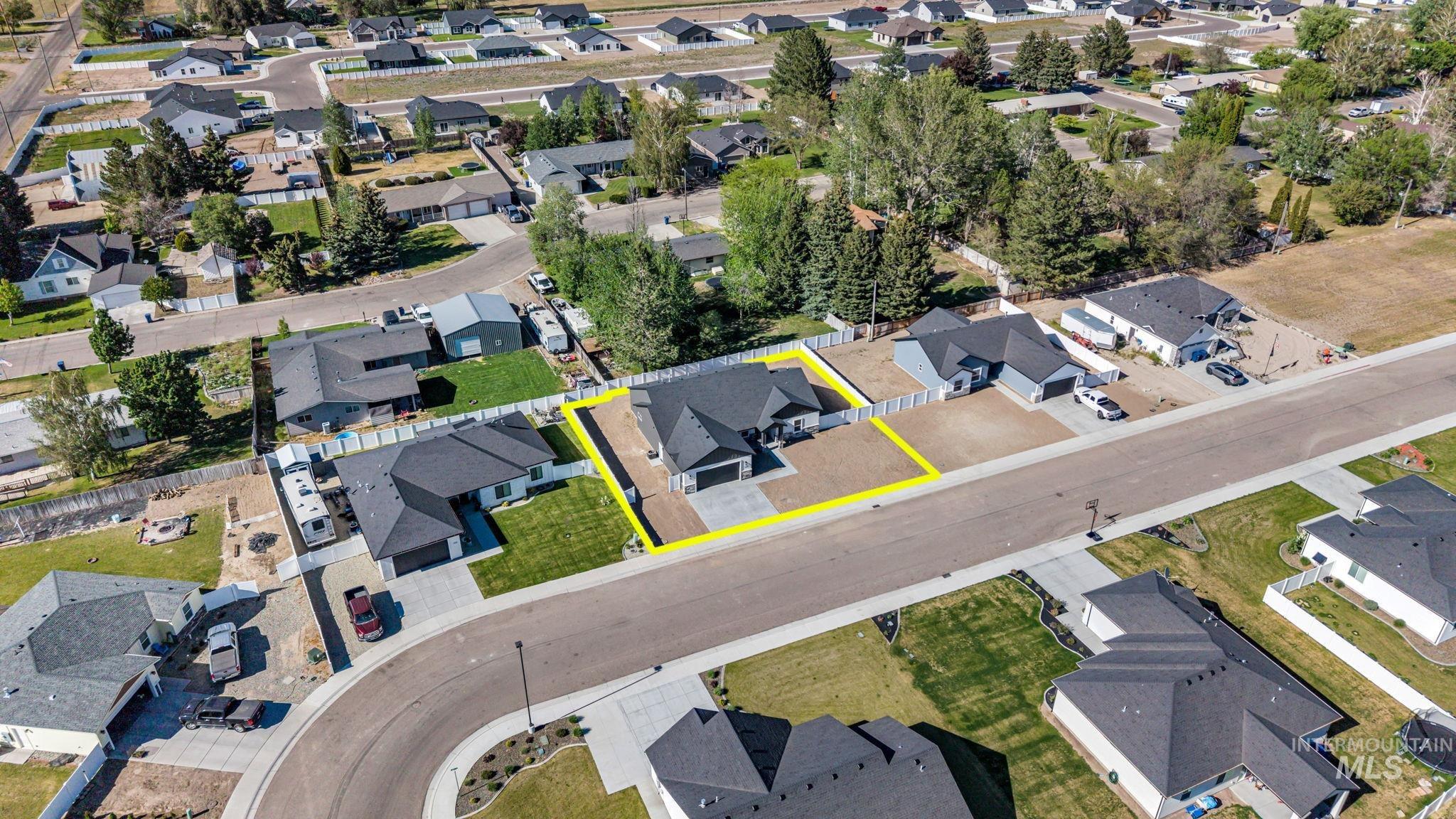 1218 Jade Drive, Rupert, Idaho 83350, 3 Bedrooms, 2 Bathrooms, Residential For Sale, Price $435,000,MLS 98986722