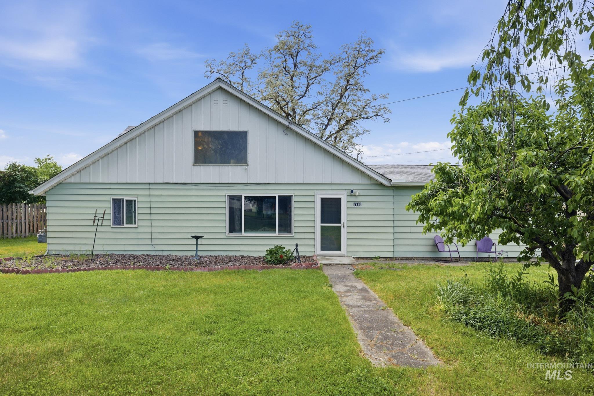 3730 21st Street, Lewiston, Idaho 83501, 4 Bedrooms, 1.5 Bathrooms, Residential For Sale, Price $399,000,MLS 98986725