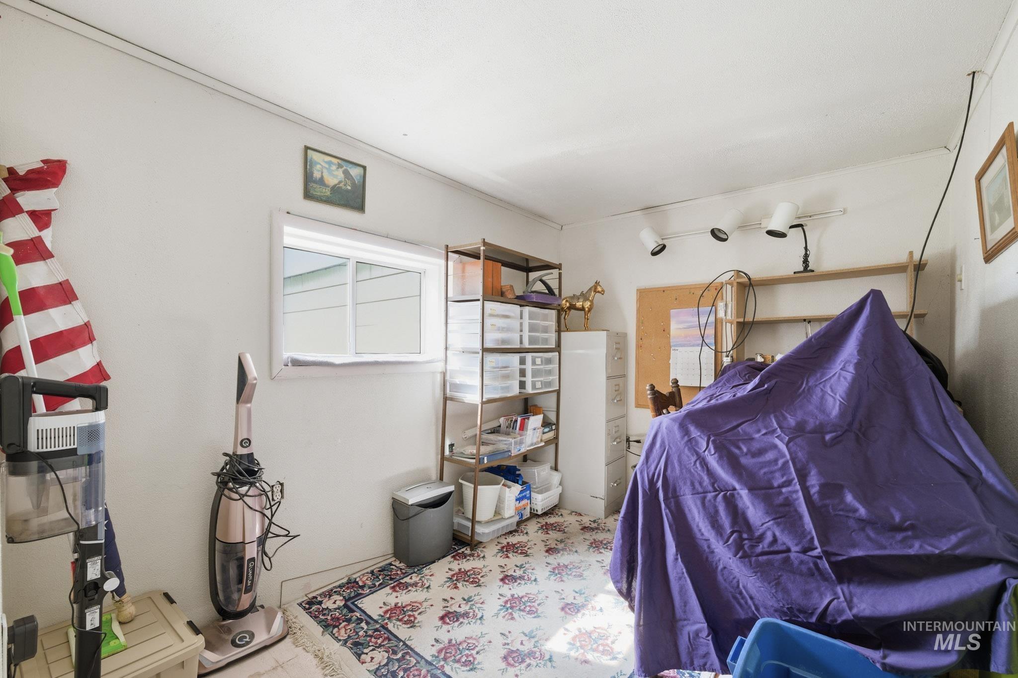 3730 21st Street, Lewiston, Idaho 83501, 4 Bedrooms, 1.5 Bathrooms, Residential For Sale, Price $399,000,MLS 98986725