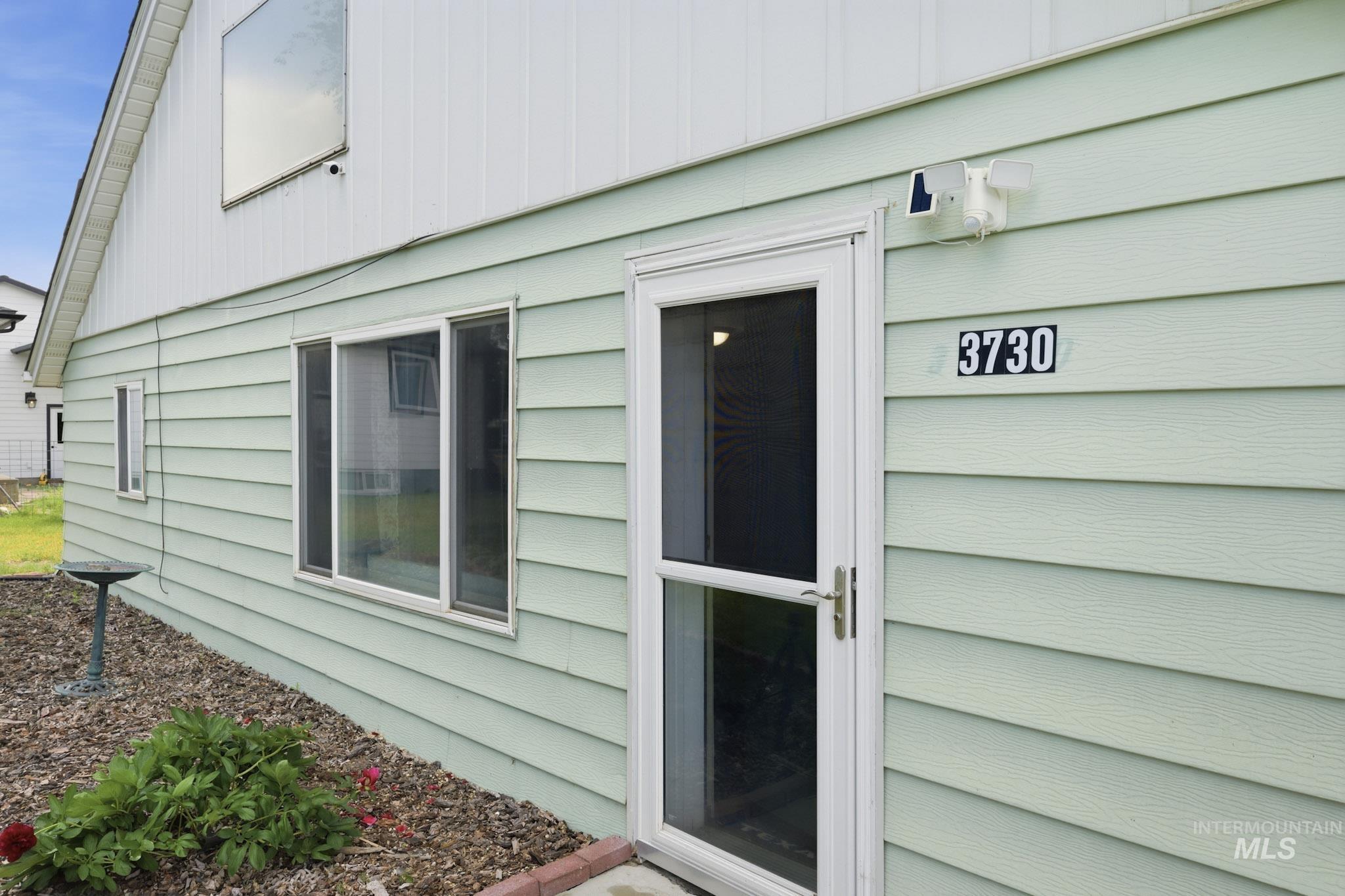 3730 21st Street, Lewiston, Idaho 83501, 4 Bedrooms, 1.5 Bathrooms, Residential For Sale, Price $399,000,MLS 98986725