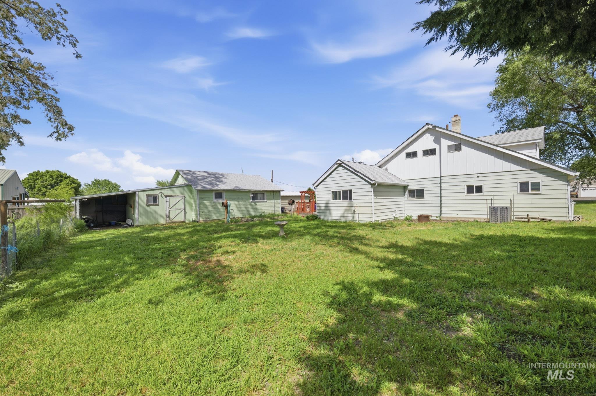 3730 21st Street, Lewiston, Idaho 83501, 4 Bedrooms, 1.5 Bathrooms, Residential For Sale, Price $399,000,MLS 98986725