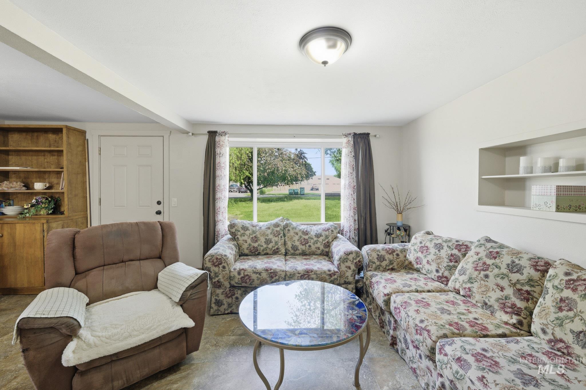 3730 21st Street, Lewiston, Idaho 83501, 4 Bedrooms, 1.5 Bathrooms, Residential For Sale, Price $399,000,MLS 98986725