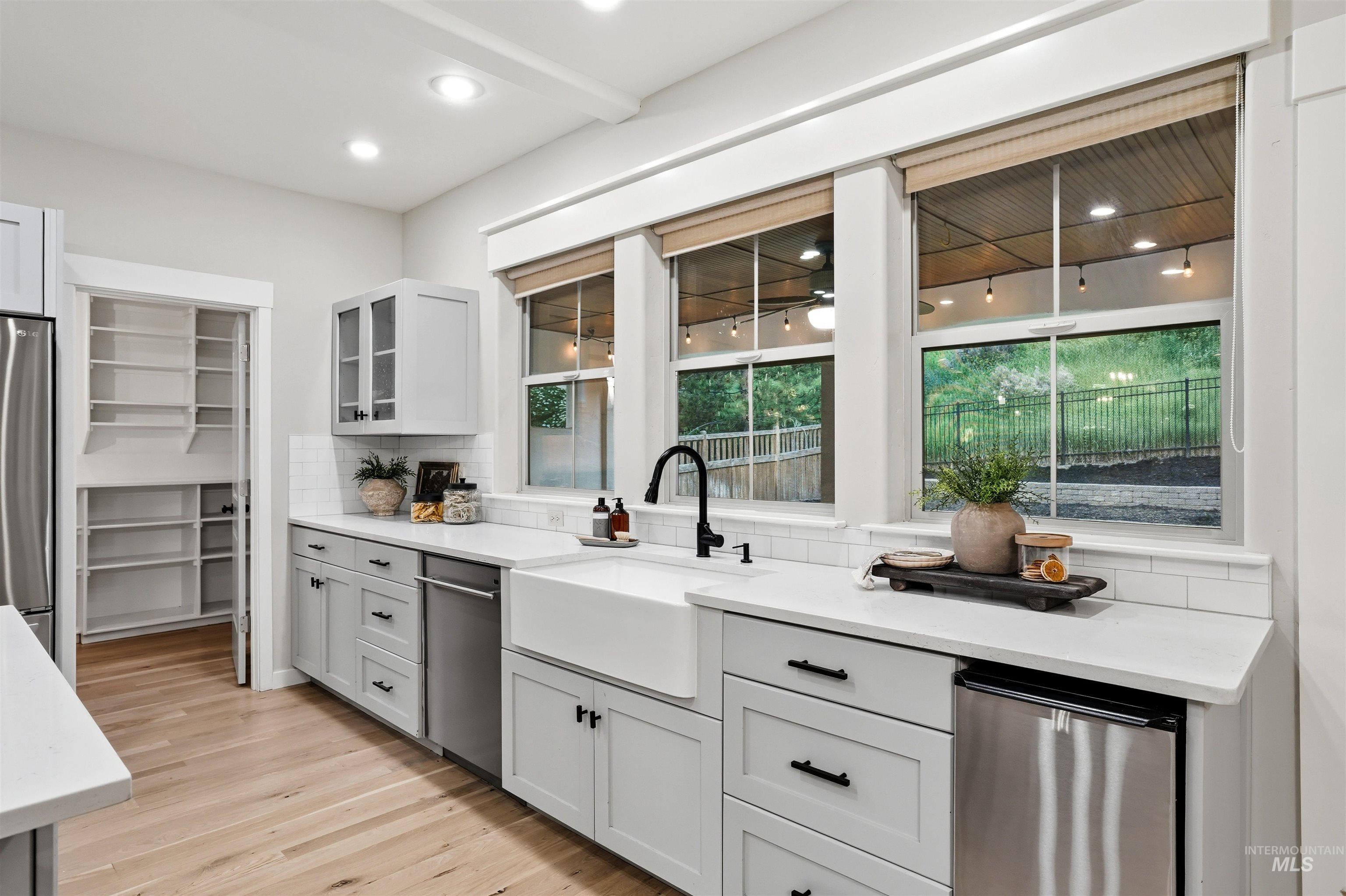 13231 N Dechambeau Way, Boise, Idaho 83714, 4 Bedrooms, 3.5 Bathrooms, Residential For Sale, Price $895,000, 98986726