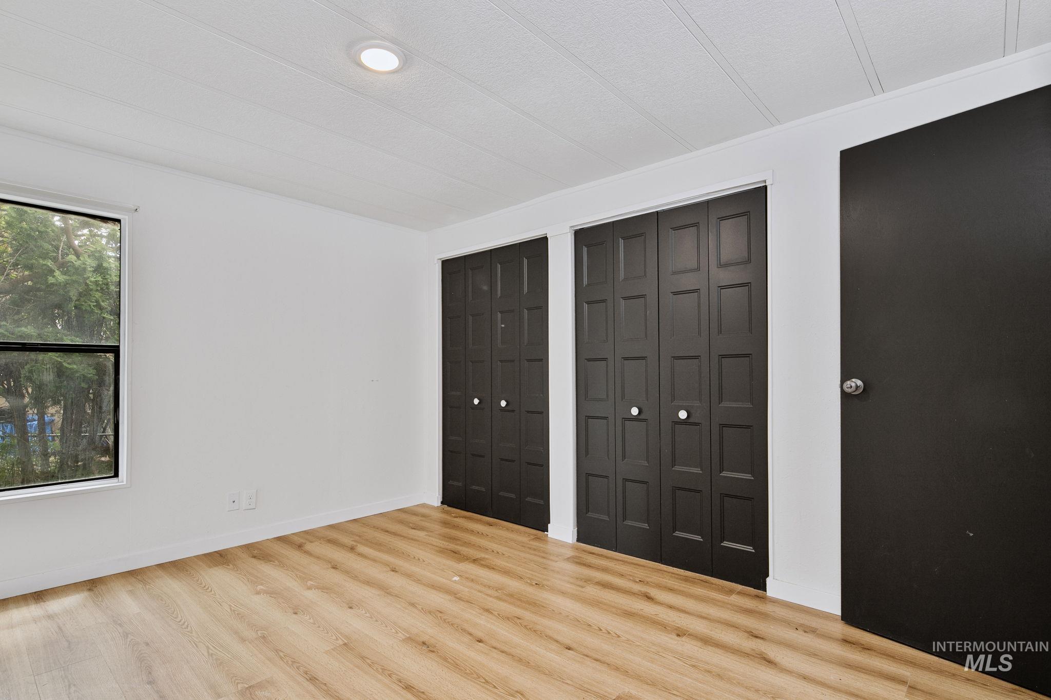 1410 W Flamingo Avenue #108, Nampa, Idaho 83651, 3 Bedrooms, 1.5 Bathrooms, Residential For Sale, Price $120,000, 98986727