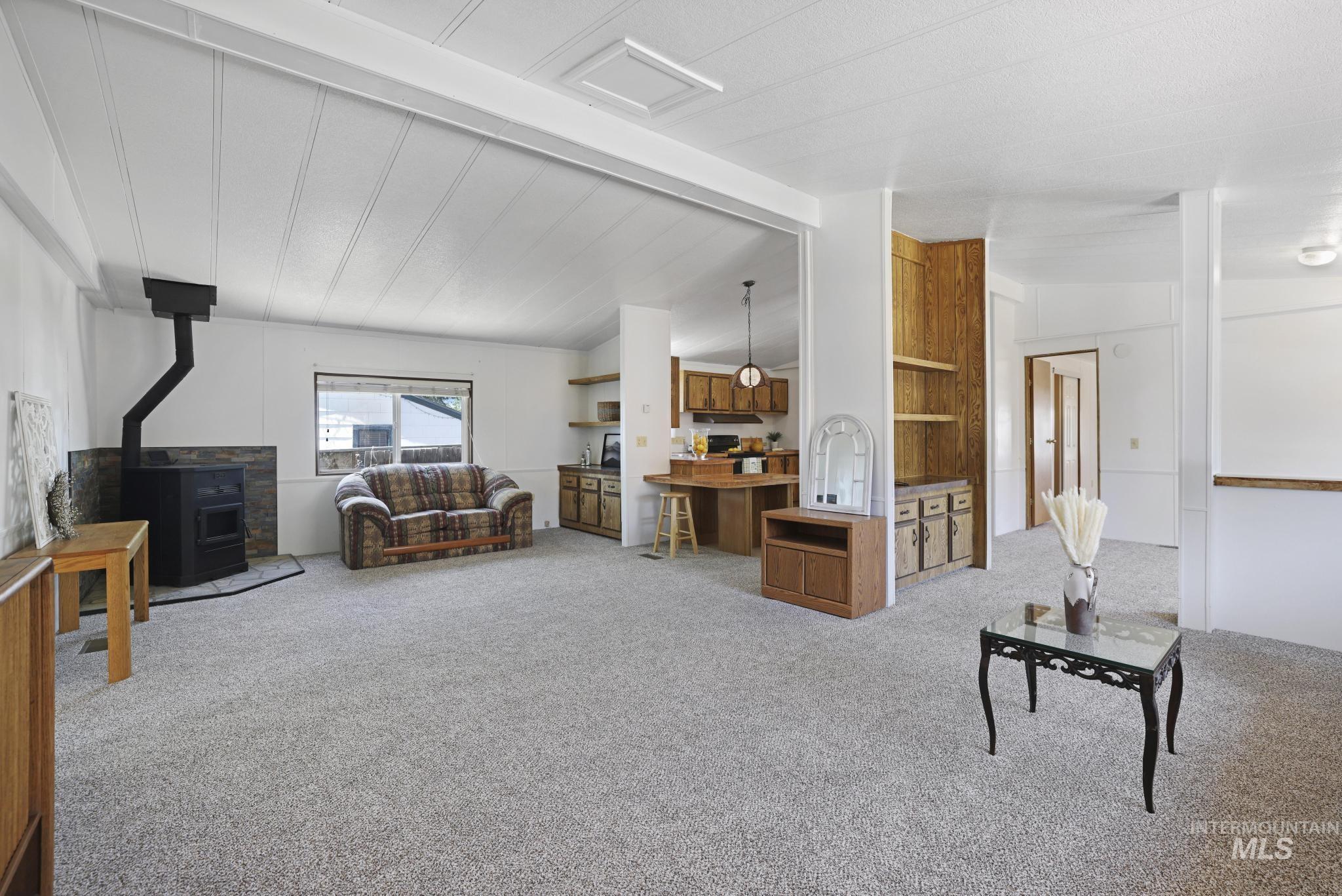 1042 2nd Ave. W, Twin Falls, Idaho 83301, 3 Bedrooms, 2 Bathrooms, Residential For Sale, Price $246,000, 98986733