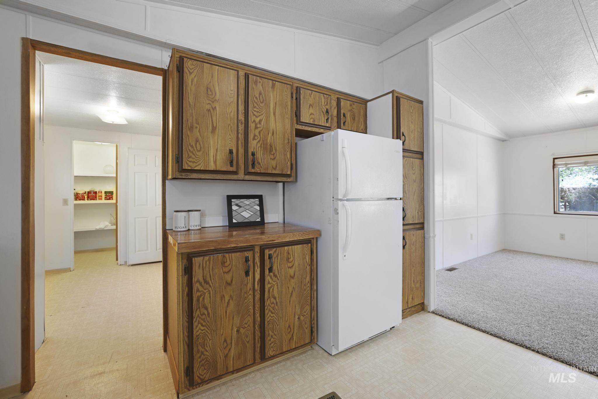 1042 2nd Ave. W, Twin Falls, Idaho 83301, 3 Bedrooms, 2 Bathrooms, Residential For Sale, Price $246,000, 98986733