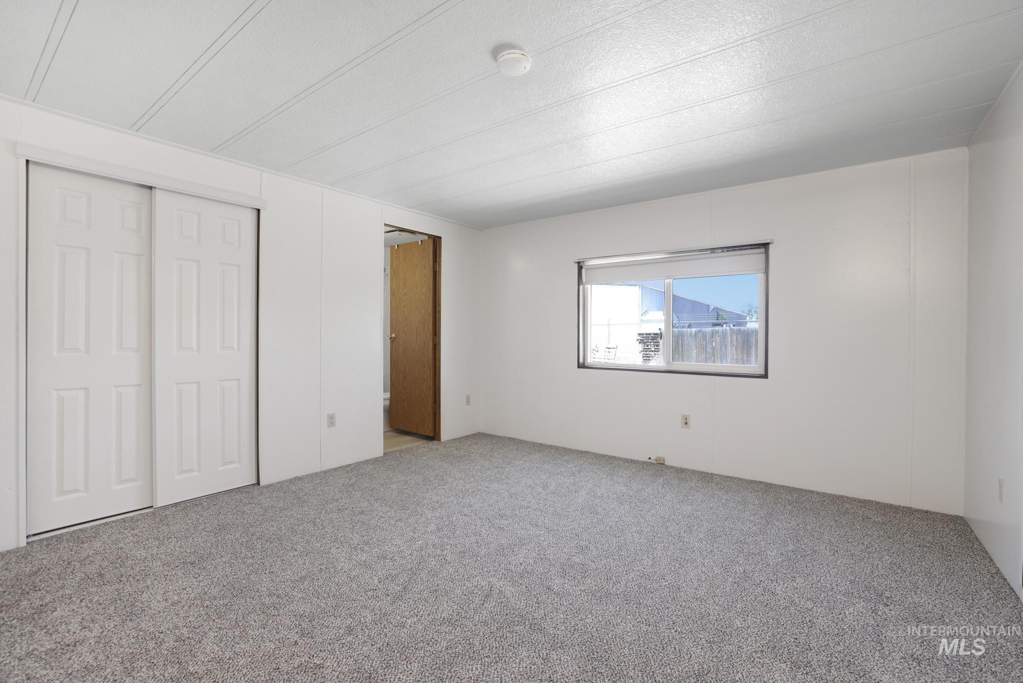 1042 2nd Ave. W, Twin Falls, Idaho 83301, 3 Bedrooms, 2 Bathrooms, Residential For Sale, Price $246,000, 98986733
