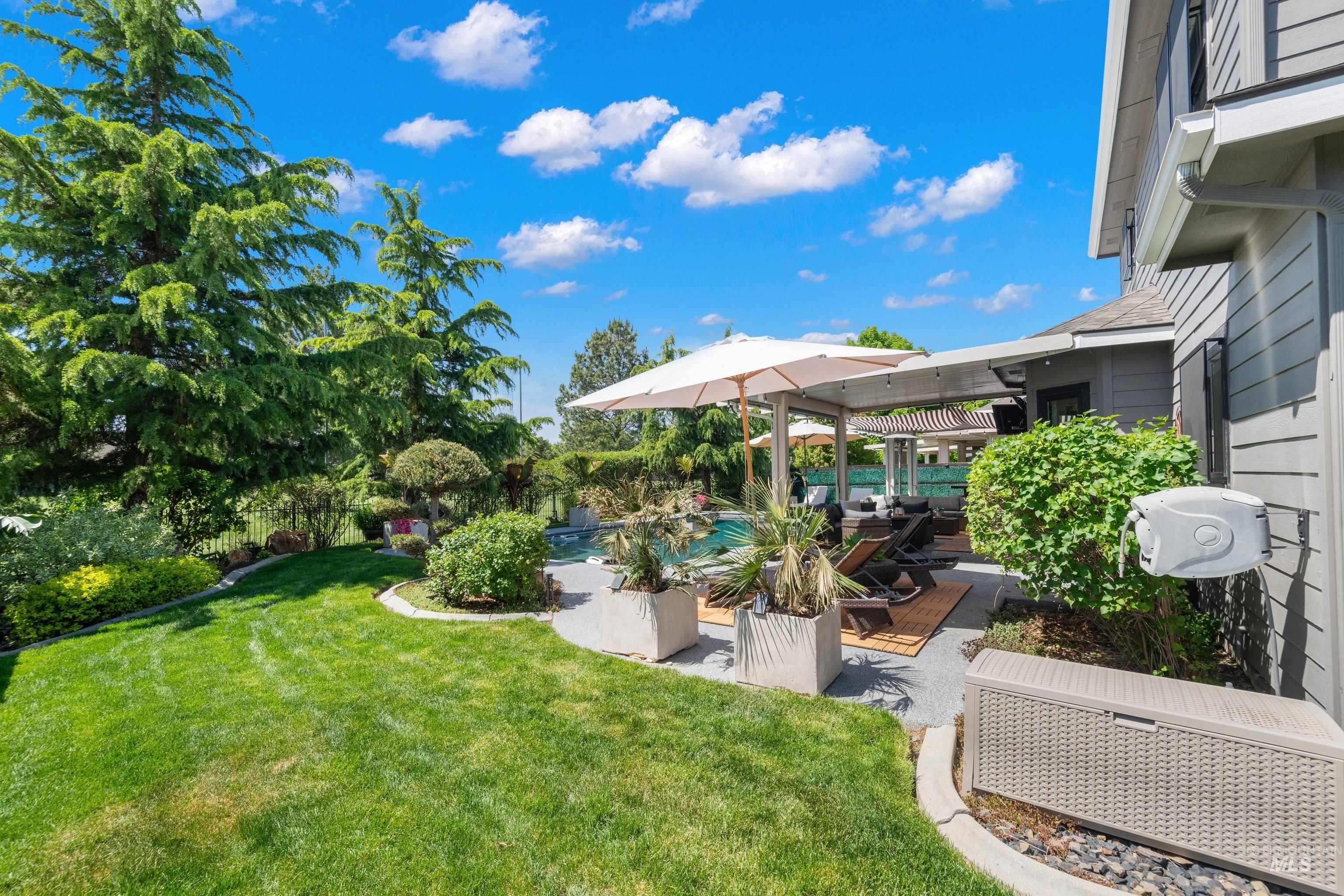 4220 W Dawson Dr, Meridian, Idaho 83646, 4 Bedrooms, 2.5 Bathrooms, Residential For Sale, Price $859,900, 98986734