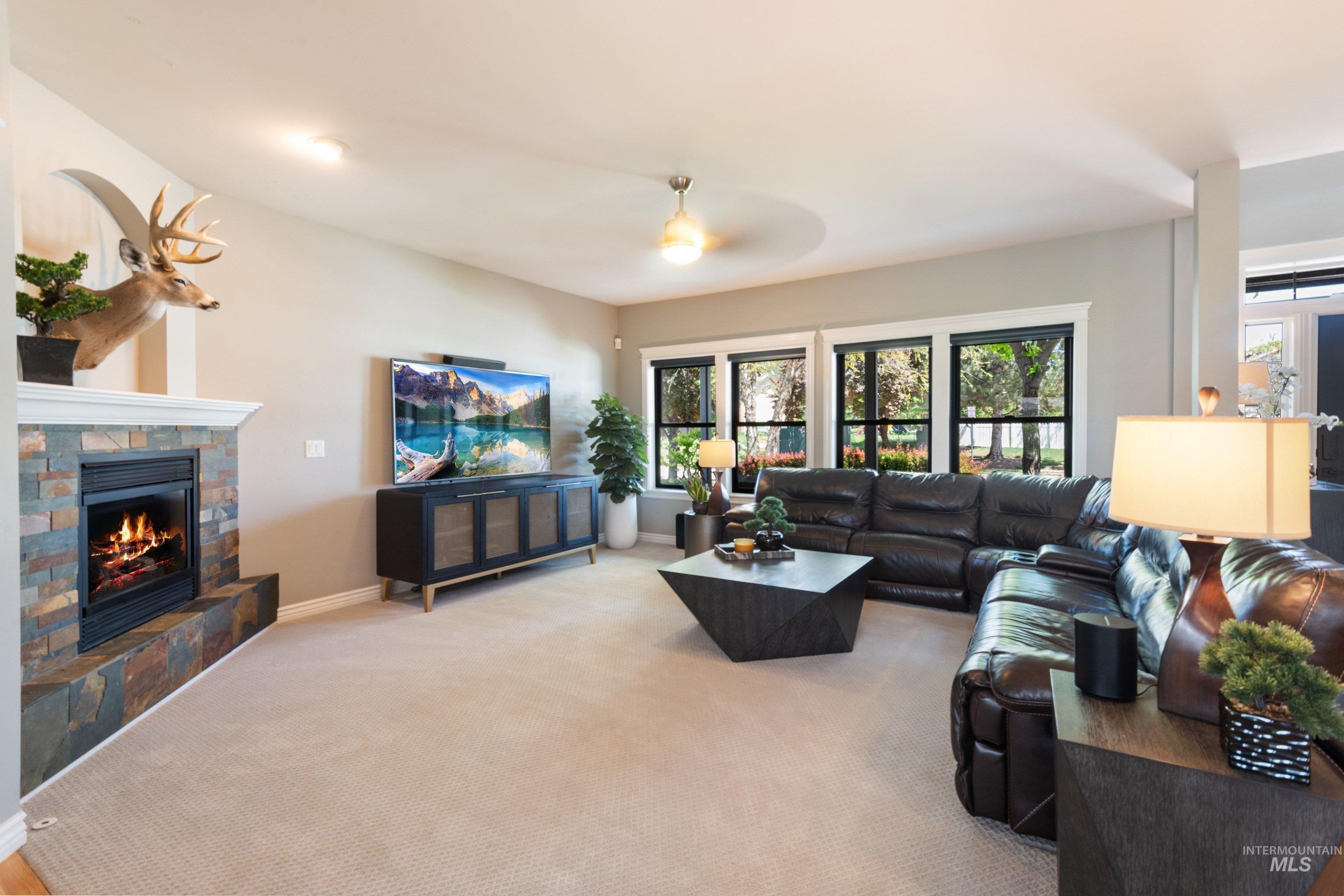 4220 W Dawson Dr, Meridian, Idaho 83646, 4 Bedrooms, 2.5 Bathrooms, Residential For Sale, Price $859,900, 98986734