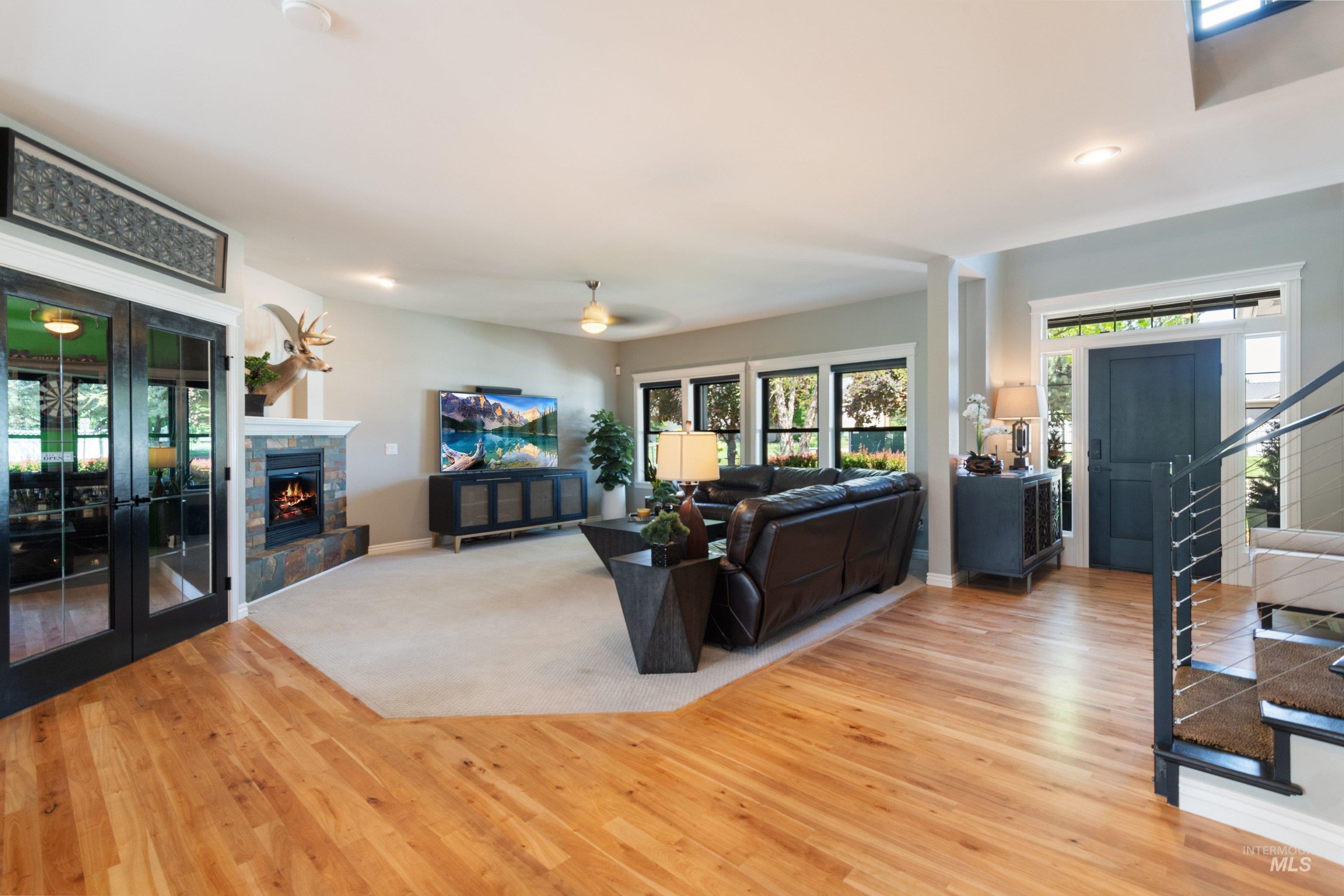 4220 W Dawson Dr, Meridian, Idaho 83646, 4 Bedrooms, 2.5 Bathrooms, Residential For Sale, Price $859,900, 98986734