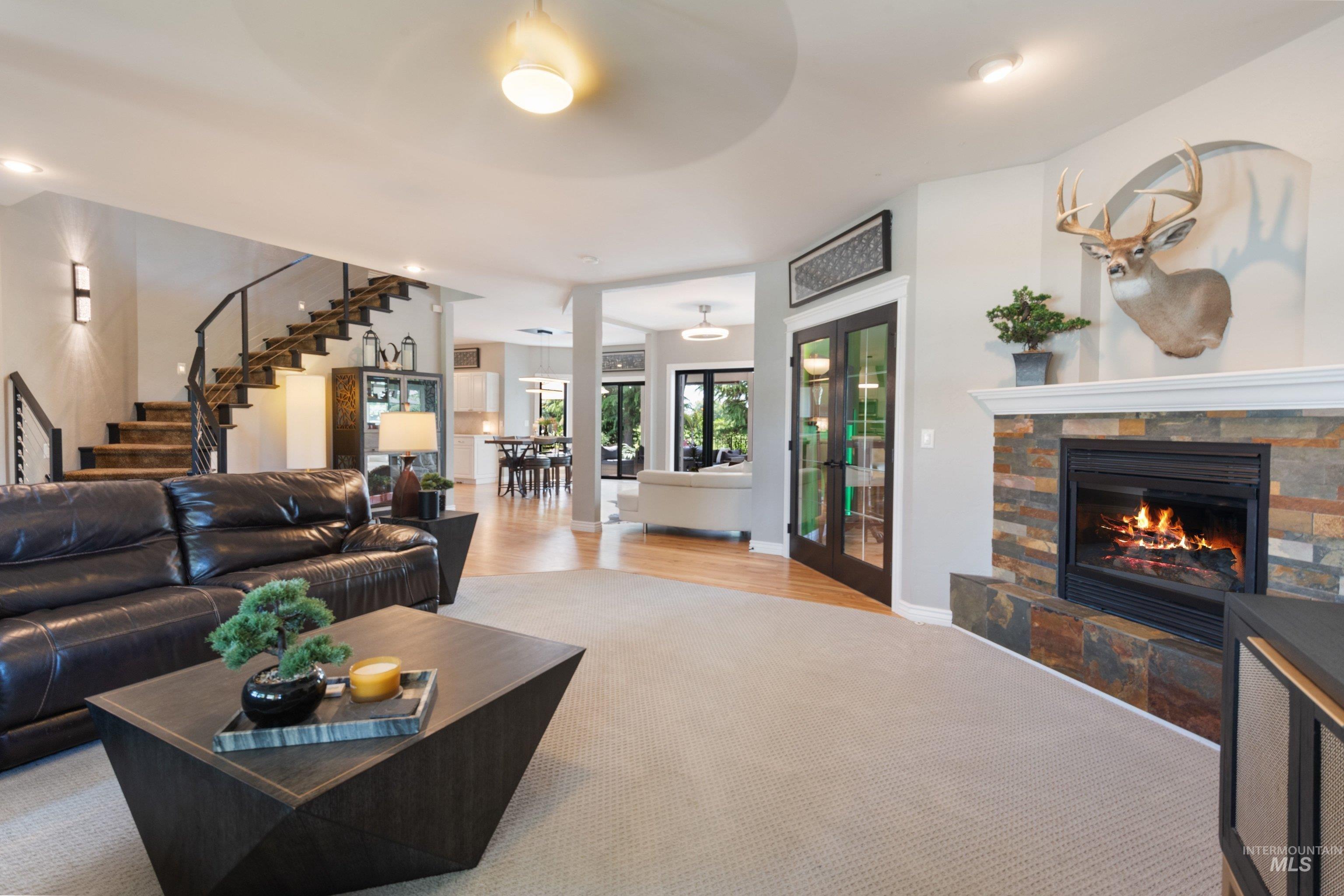 4220 W Dawson Dr, Meridian, Idaho 83646, 4 Bedrooms, 2.5 Bathrooms, Residential For Sale, Price $859,900, 98986734