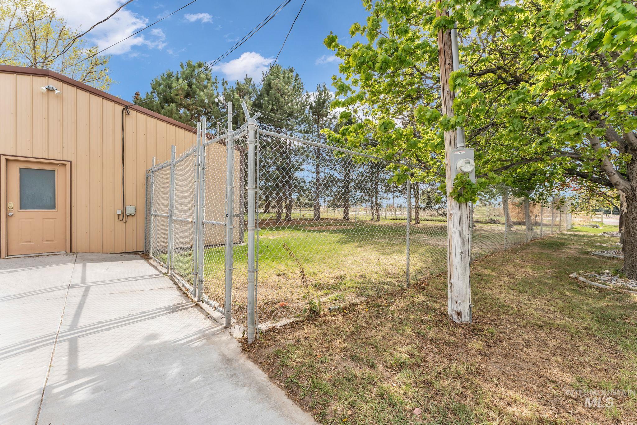 223 S HWY 27, Burley, Idaho 83318, 3 Bedrooms, 2.5 Bathrooms, Residential For Sale, Price $635,000, 98986735