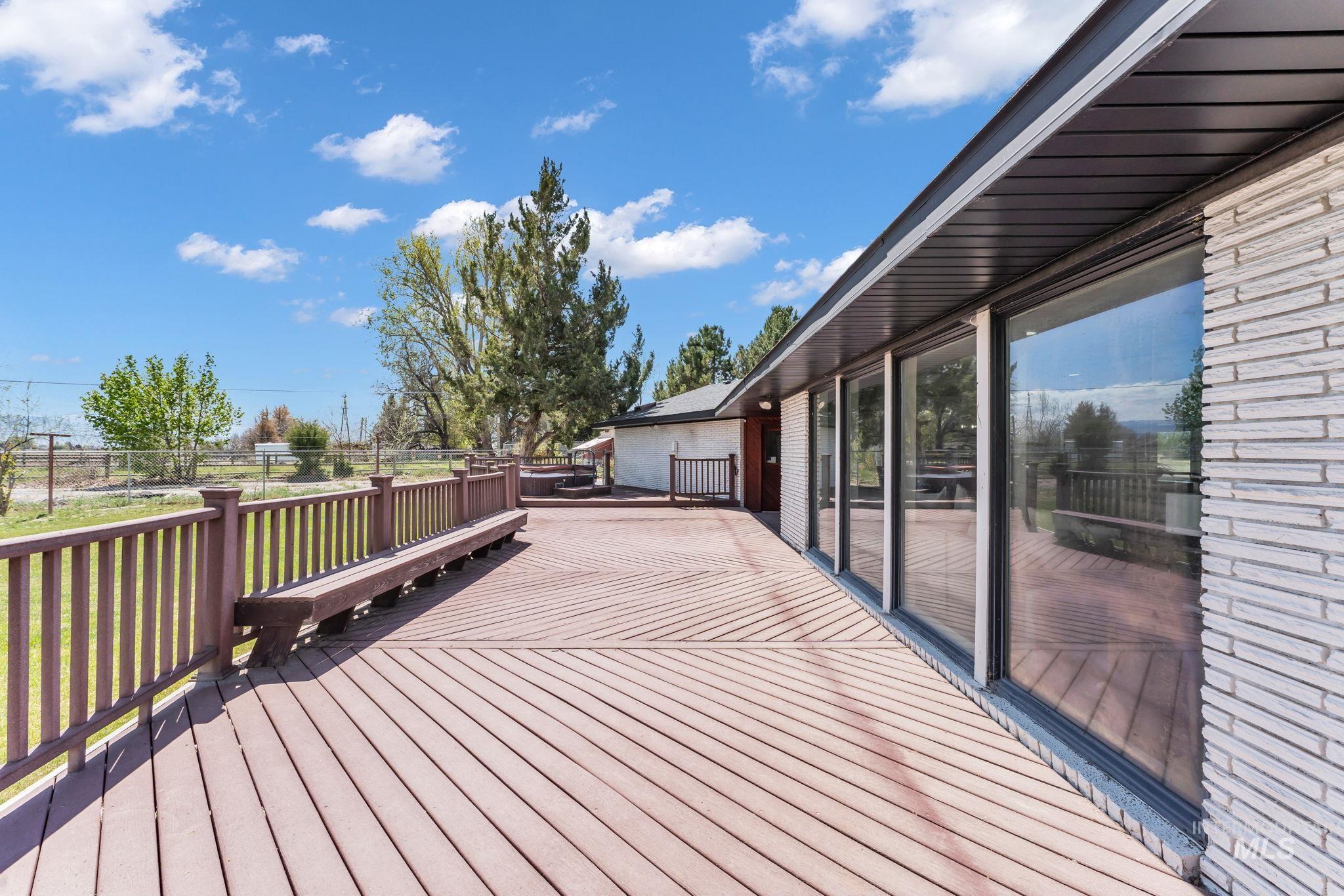 223 S HWY 27, Burley, Idaho 83318, 3 Bedrooms, 2.5 Bathrooms, Residential For Sale, Price $635,000, 98986735