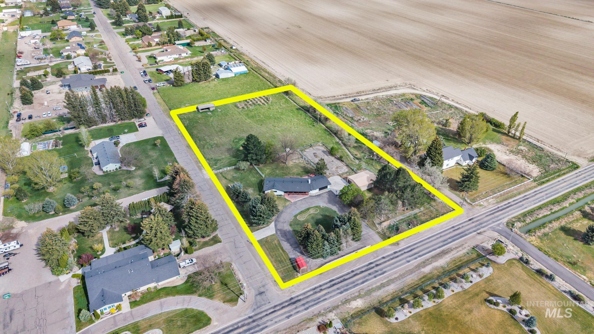 223 S HWY 27, Burley, Idaho 83318, 3 Bedrooms, 2.5 Bathrooms, Residential For Sale, Price $635,000, 98986735