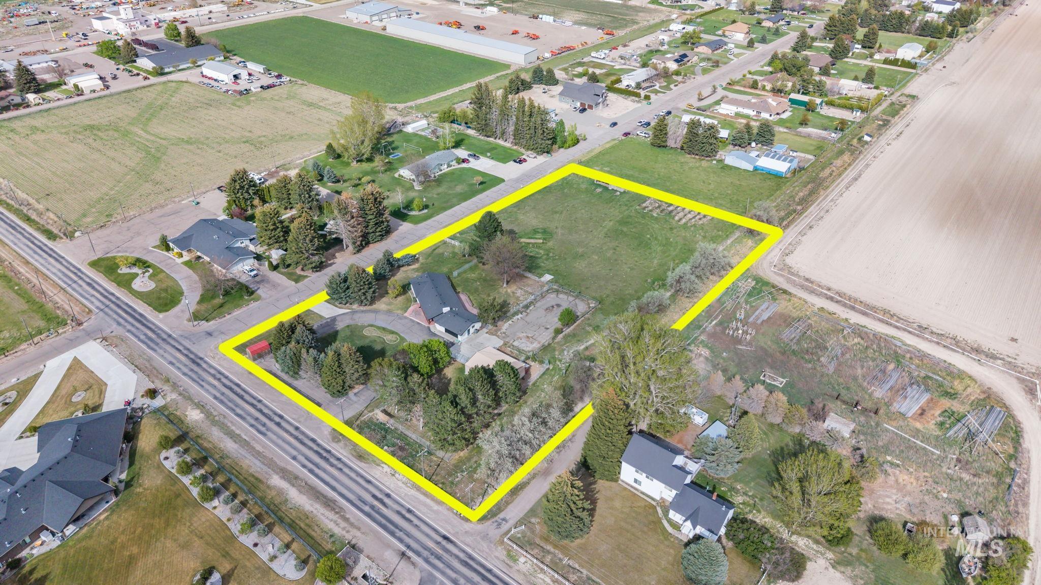223 S HWY 27, Burley, Idaho 83318, 3 Bedrooms, 2.5 Bathrooms, Residential For Sale, Price $635,000, 98986735