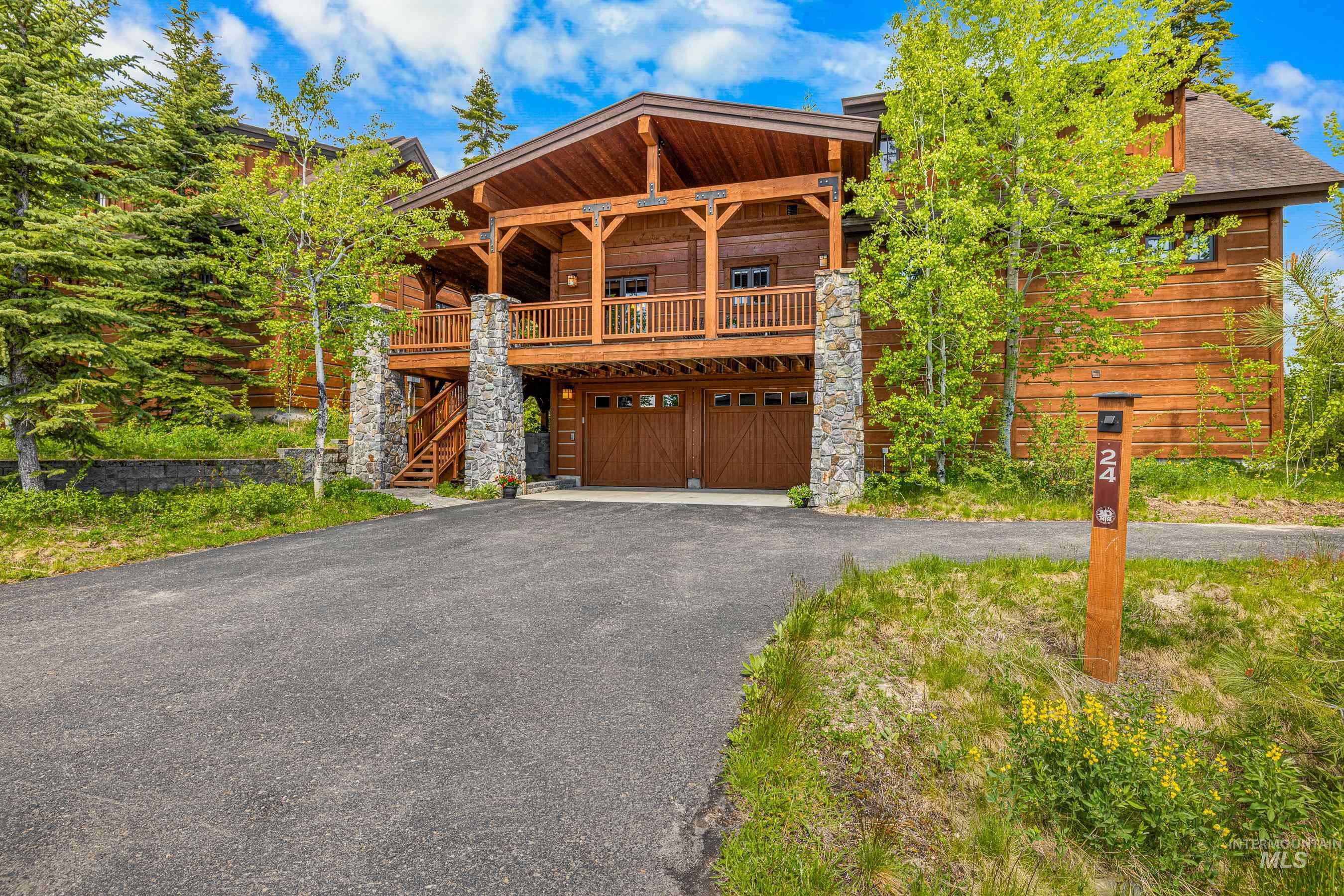 24 Francois Court, Donnelly, Idaho 83615, 4 Bedrooms, 4 Bathrooms, Residential For Sale, Price $1,895,000, 98986737