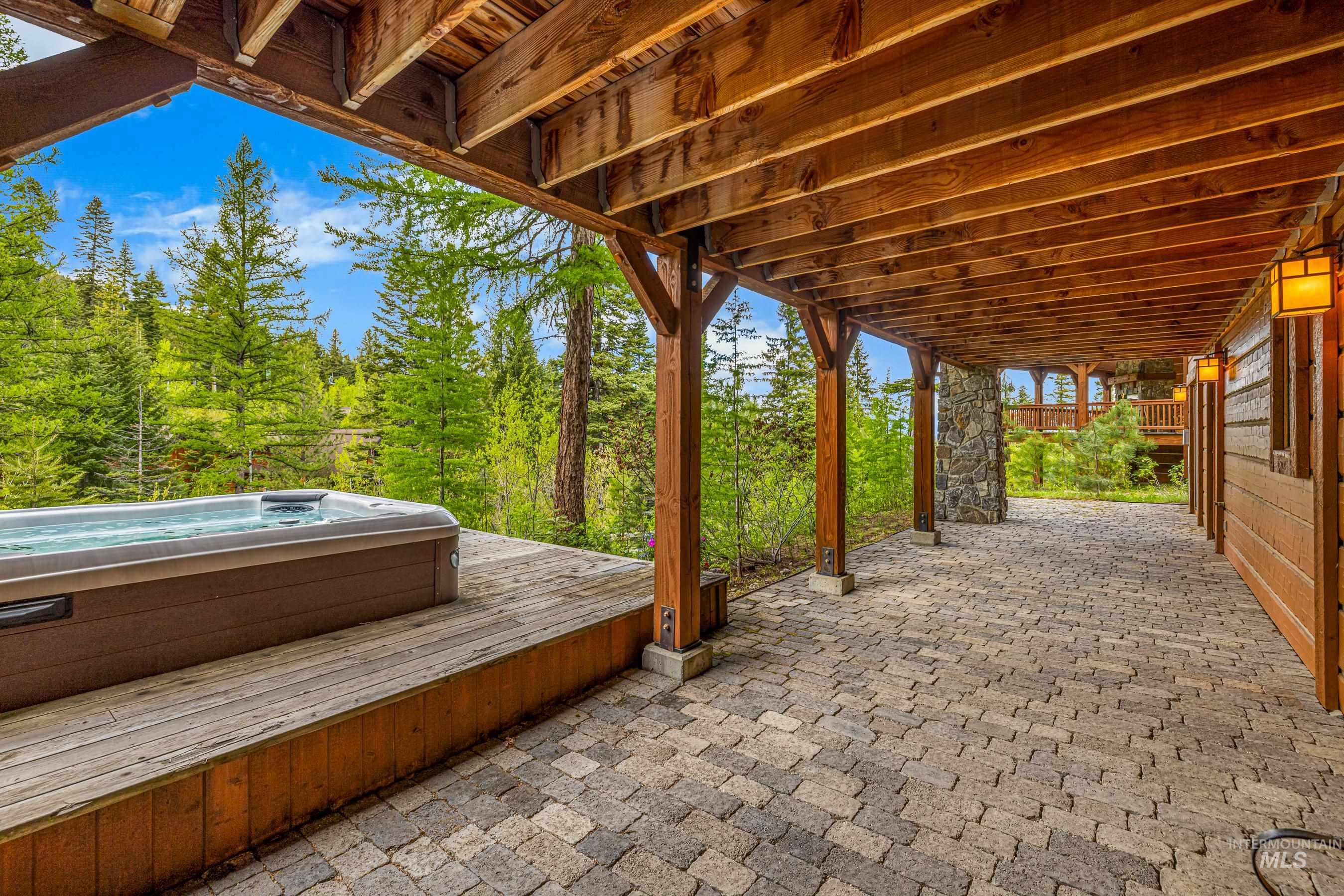24 Francois Court, Donnelly, Idaho 83615, 4 Bedrooms, 4 Bathrooms, Residential For Sale, Price $1,895,000, 98986737